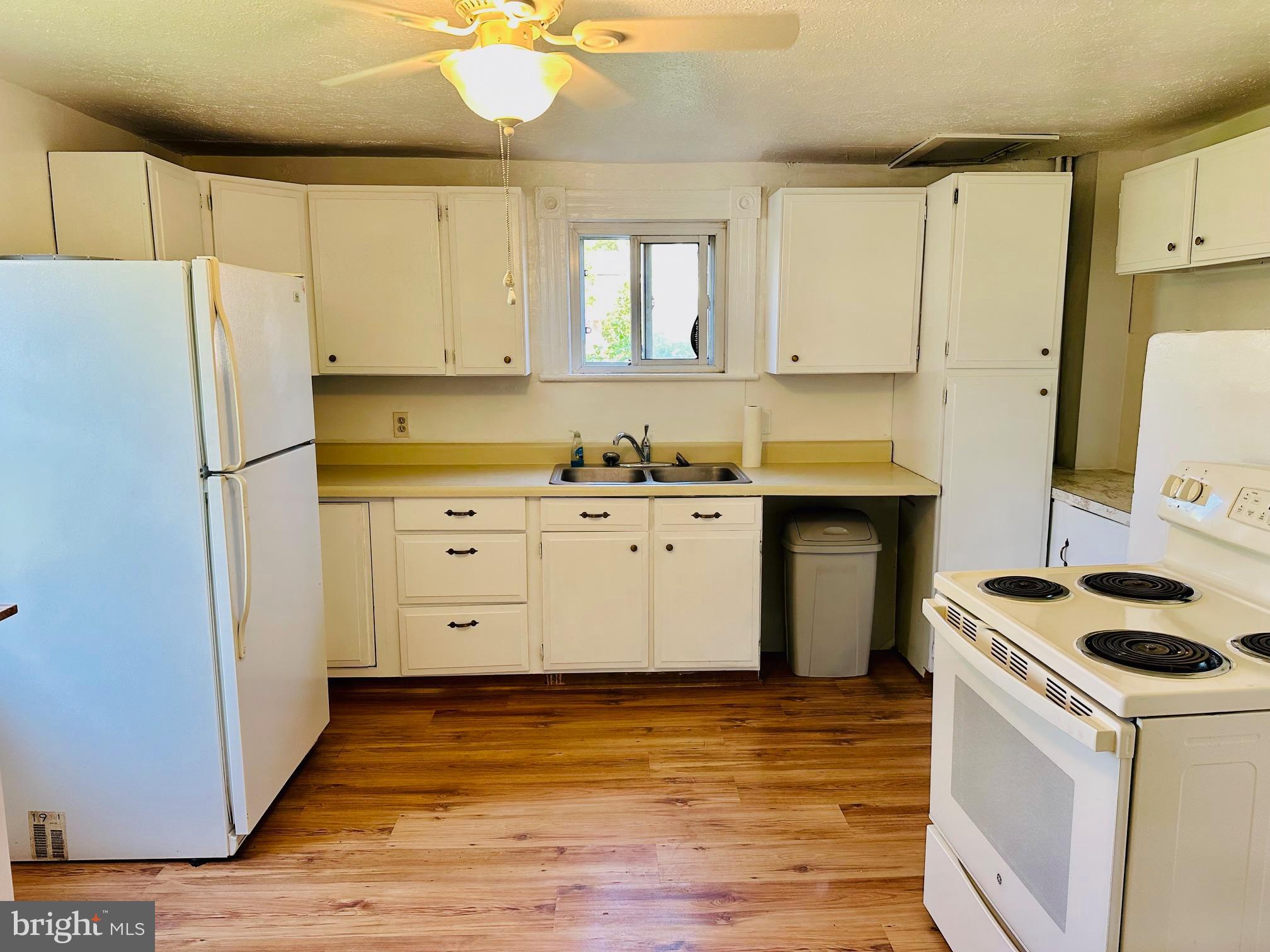 TOWN OF ROMNEY - Residential