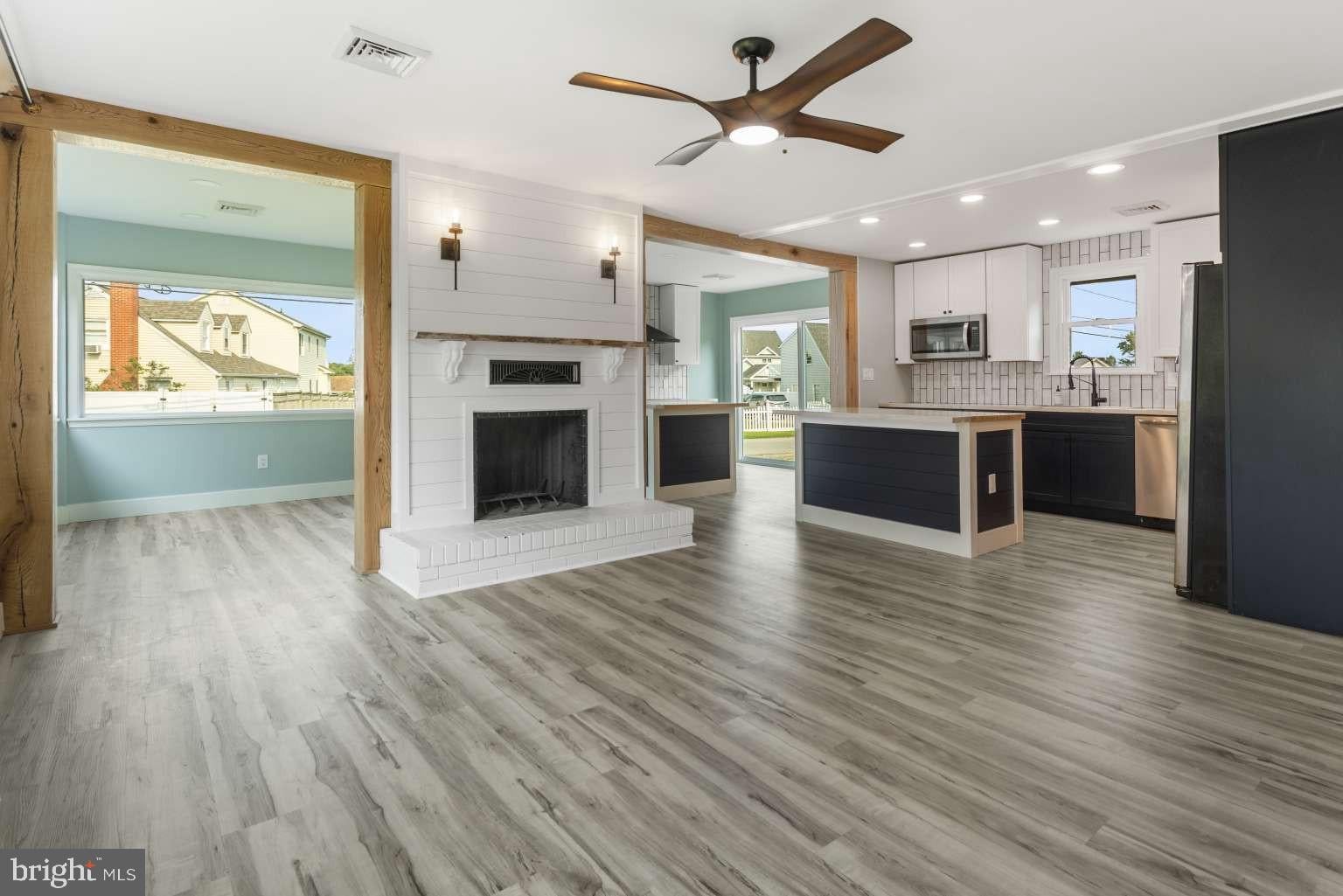 801 CHESTER RIVER DRIVE