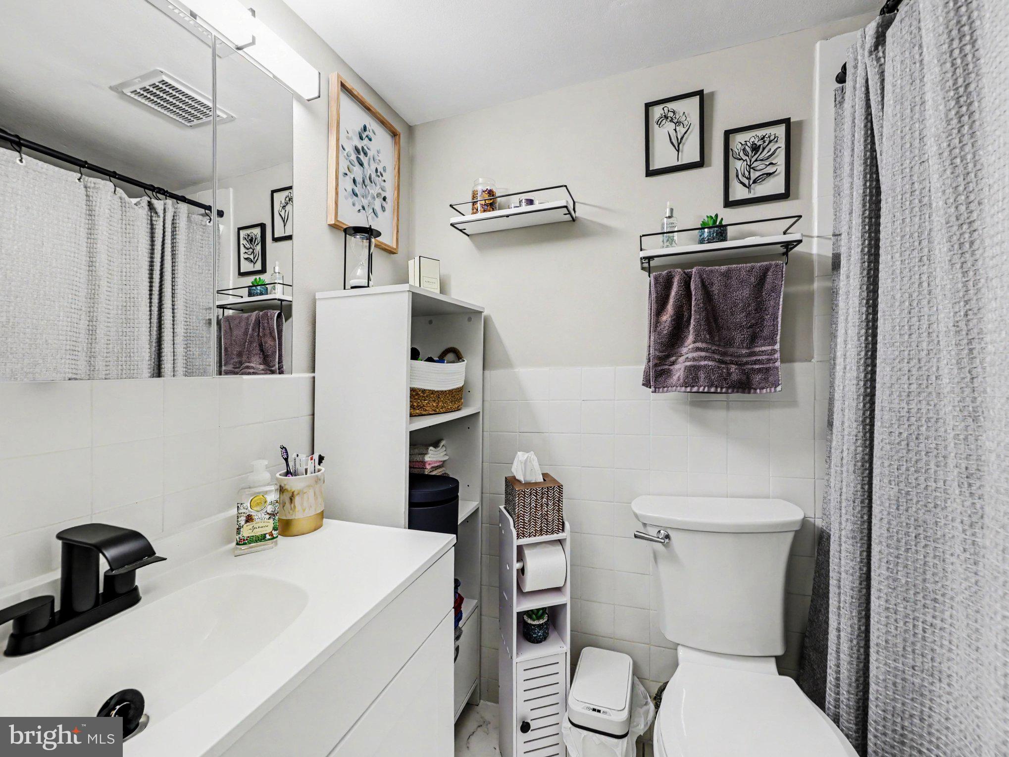 OCCOQUAN RIDGE CONDO - Residential