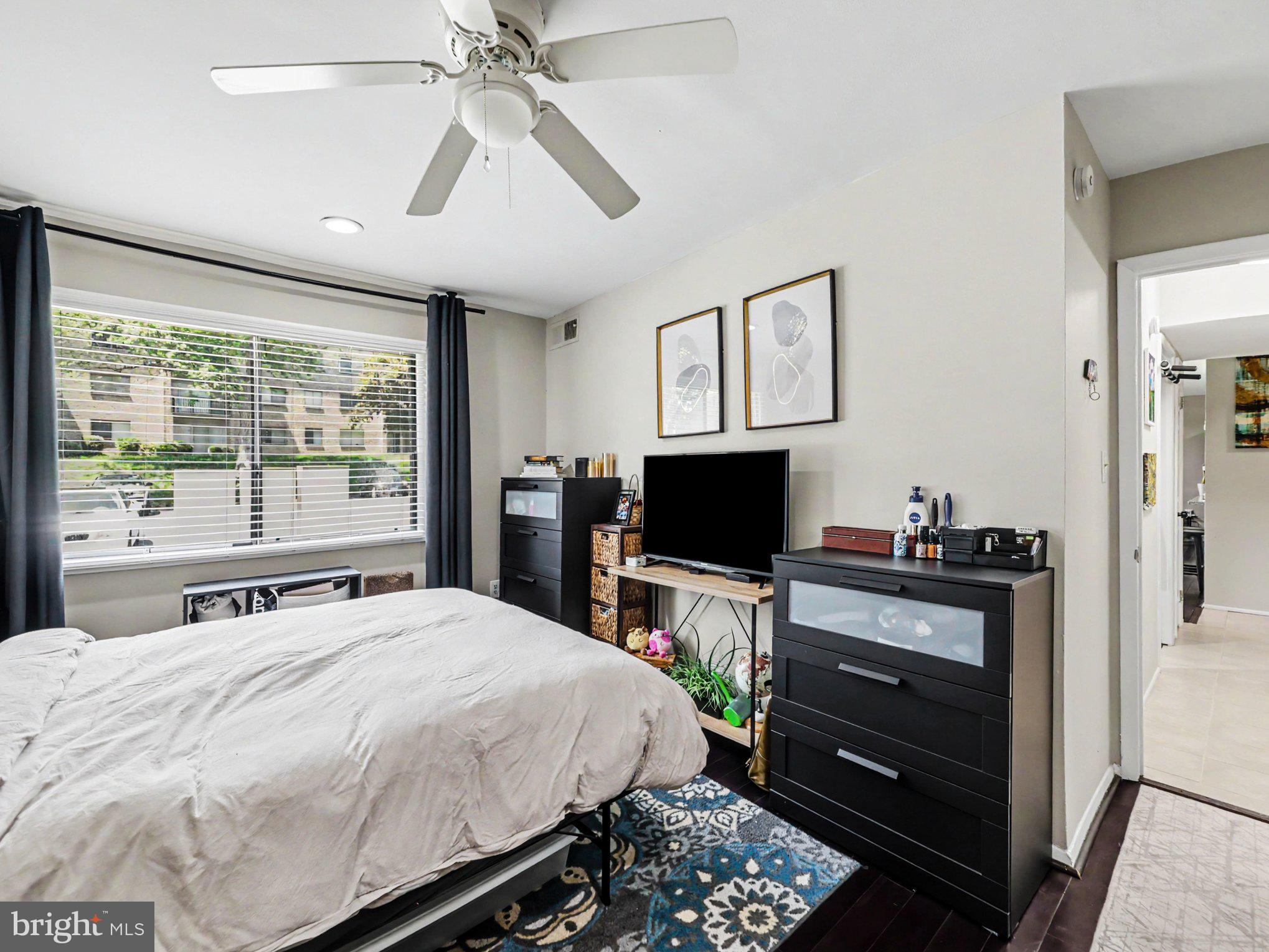 OCCOQUAN RIDGE CONDO - Residential