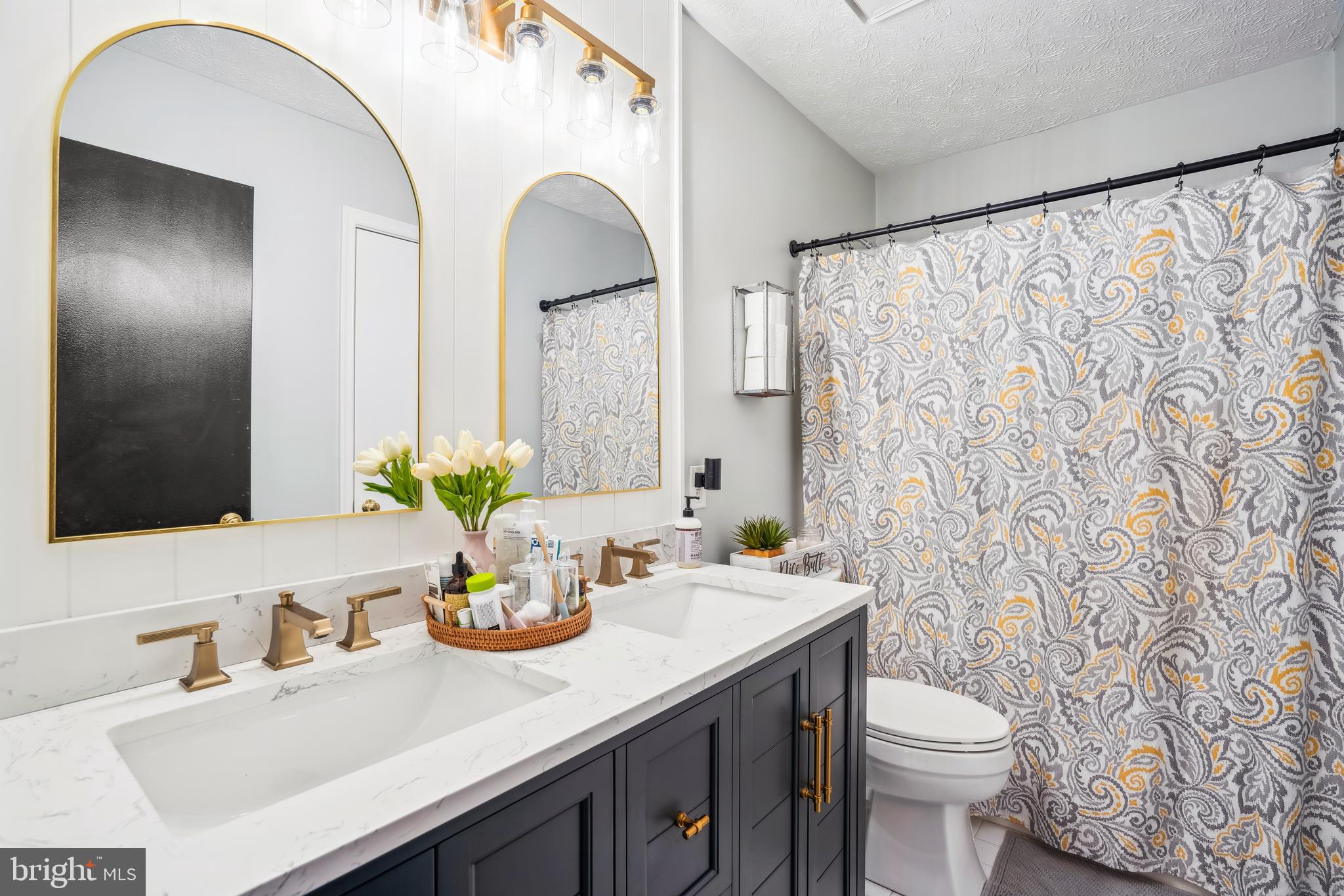 GALLATIN WOODS - Residential