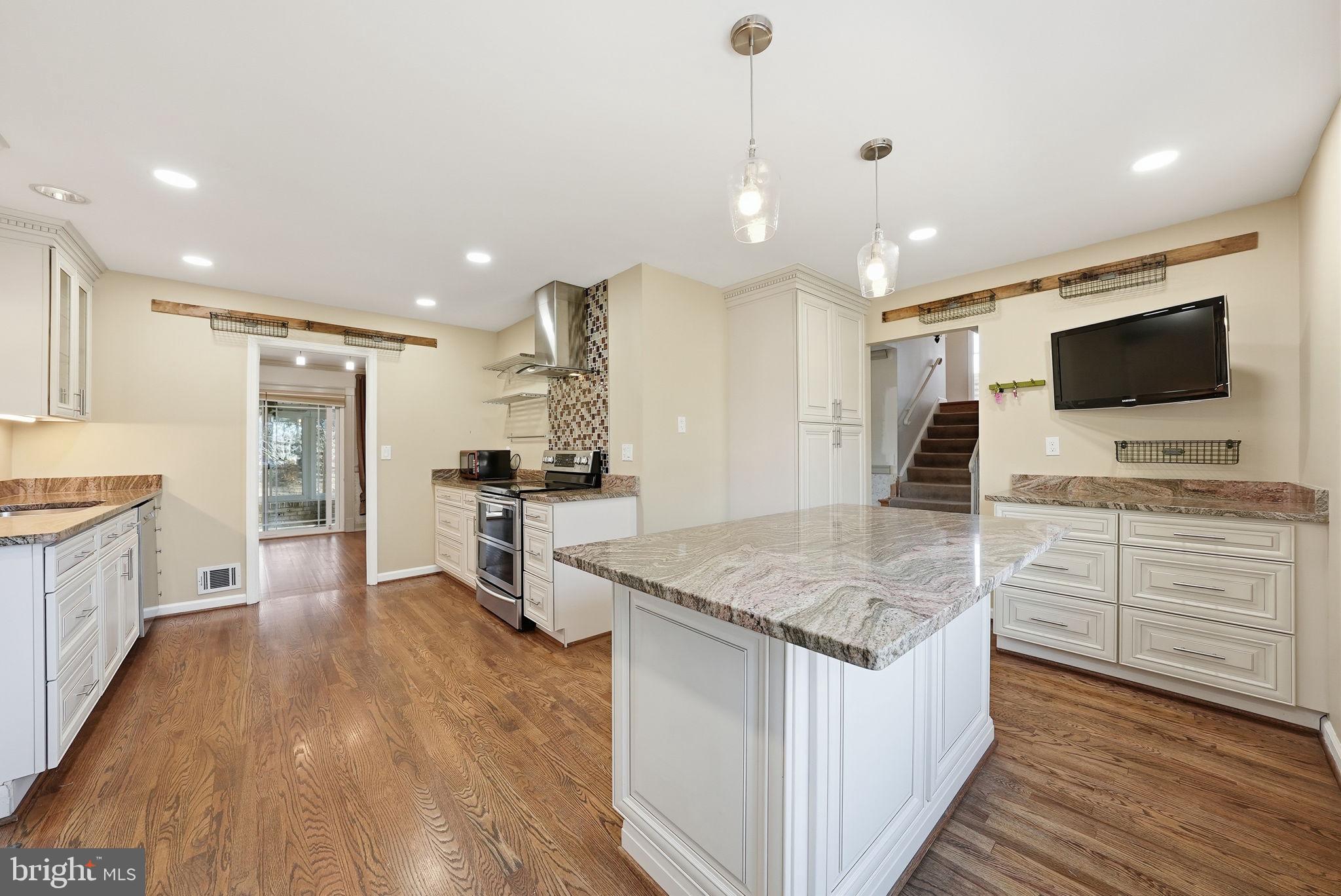 ROSECROFT PARK - Residential