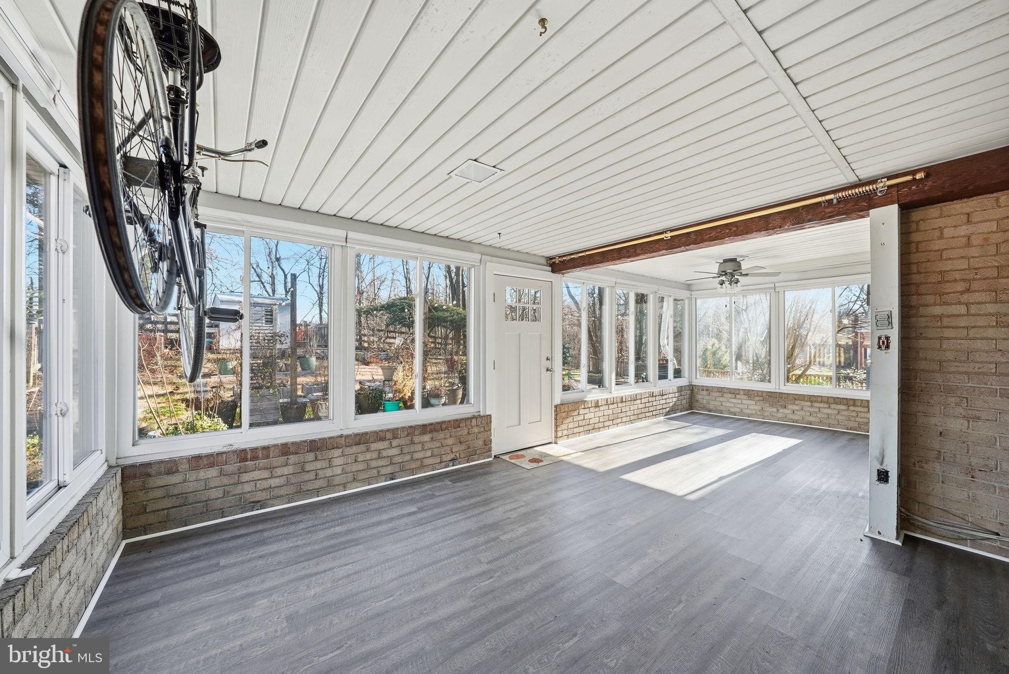 ROSECROFT PARK - Residential