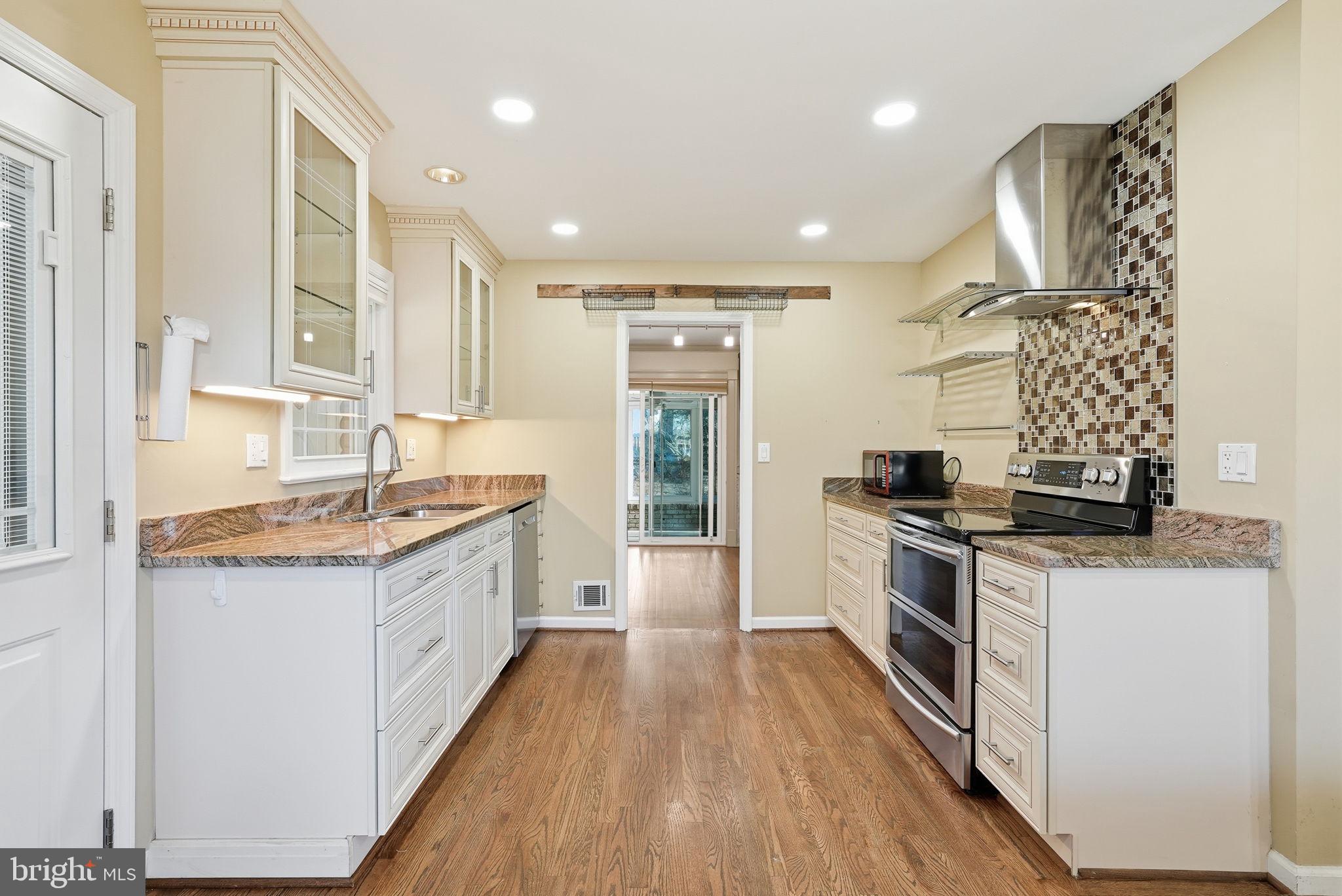 ROSECROFT PARK - Residential