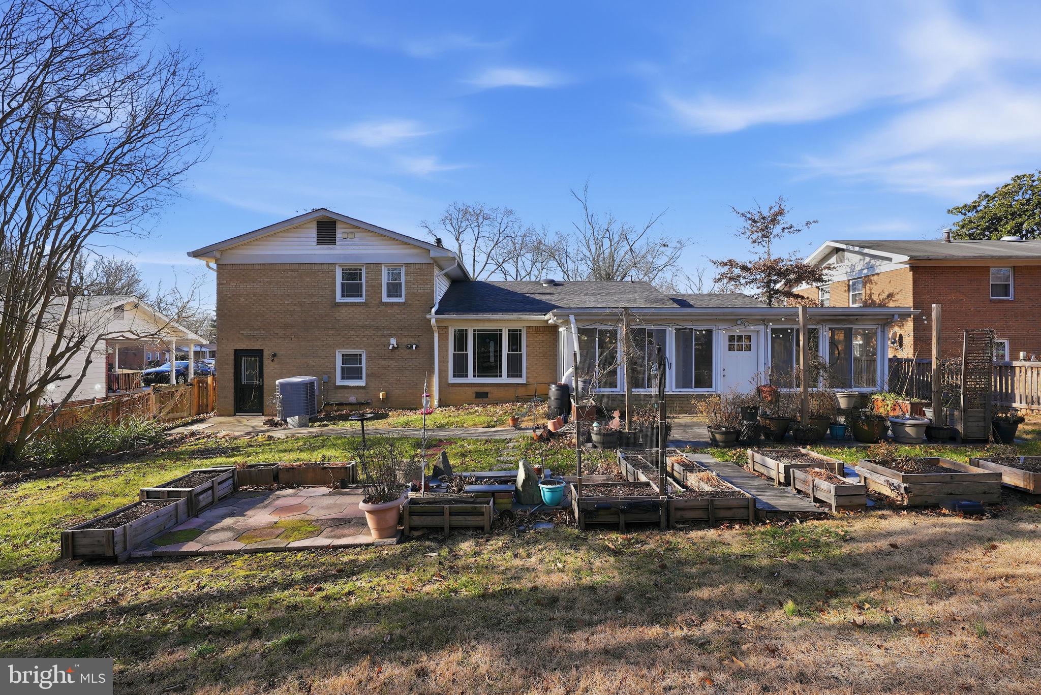 ROSECROFT PARK - Residential