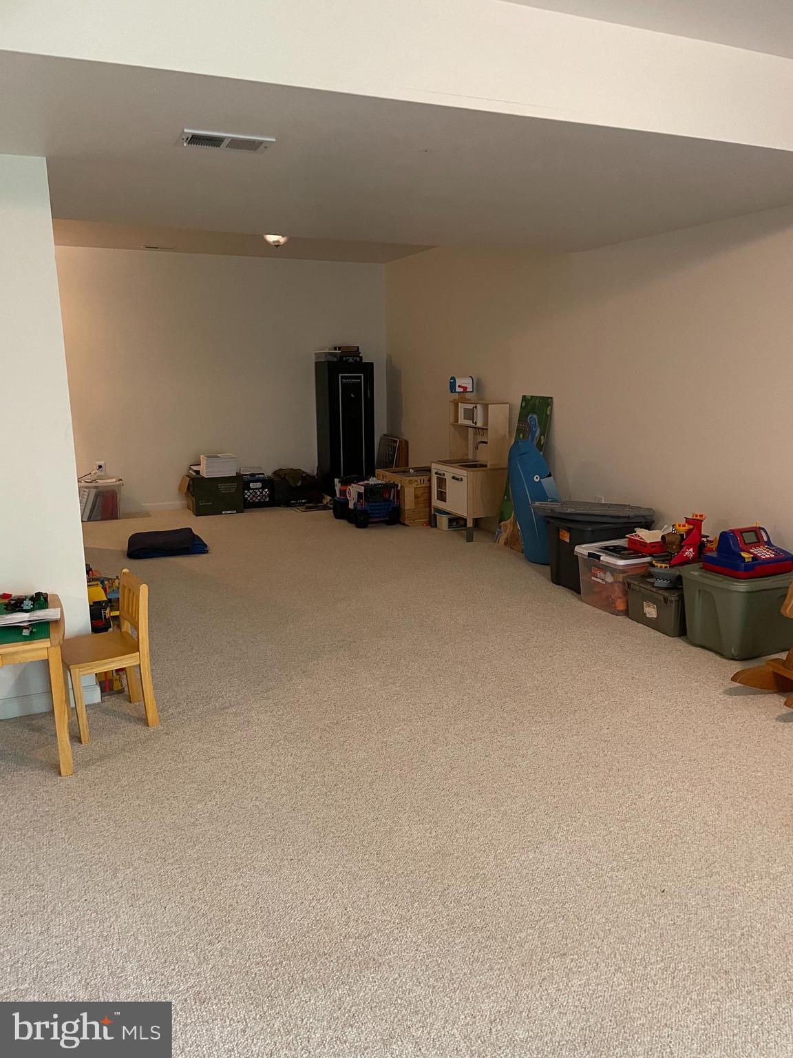 AUTUMN RIDGE - Residential Lease