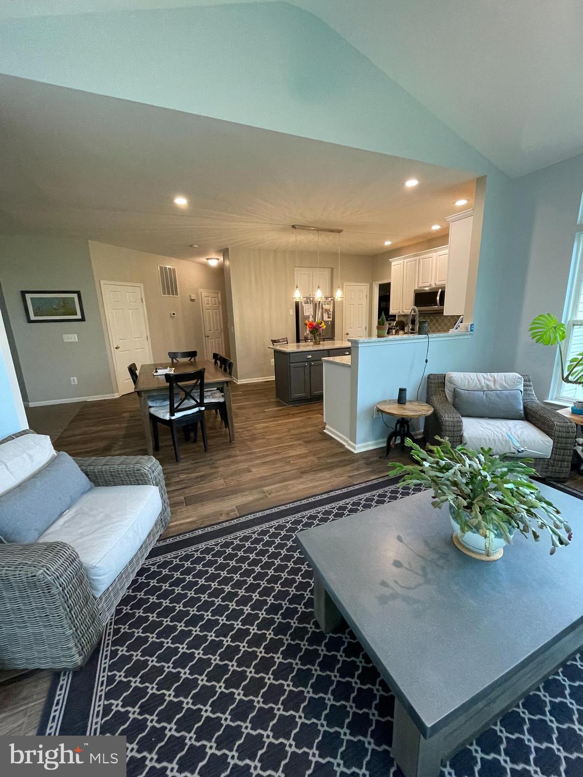 AUTUMN RIDGE - Residential Lease