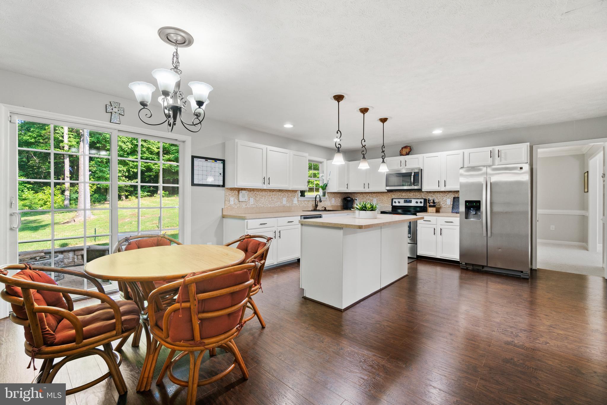 PRESIDENTIAL LAKES - Residential