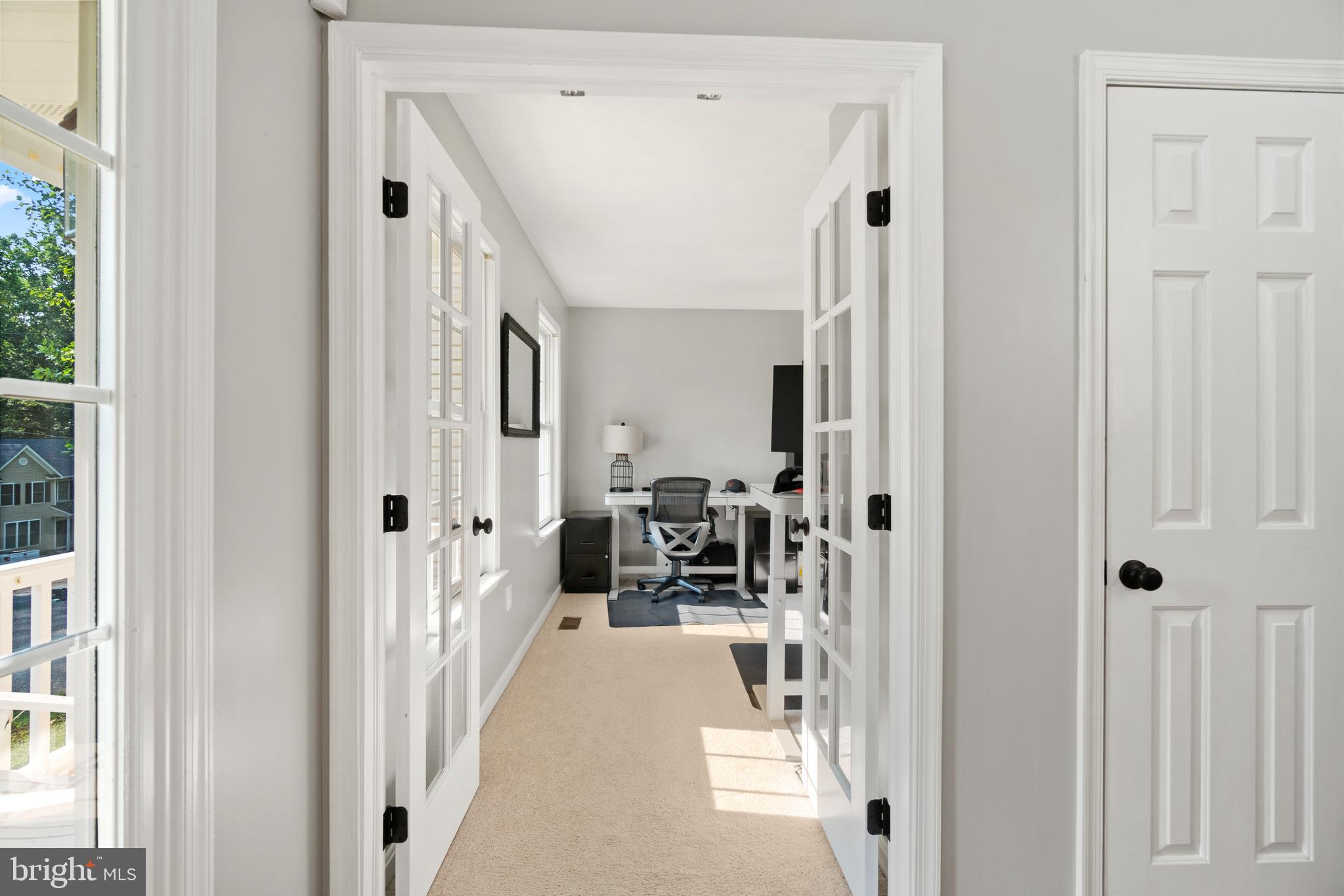 PRESIDENTIAL LAKES - Residential