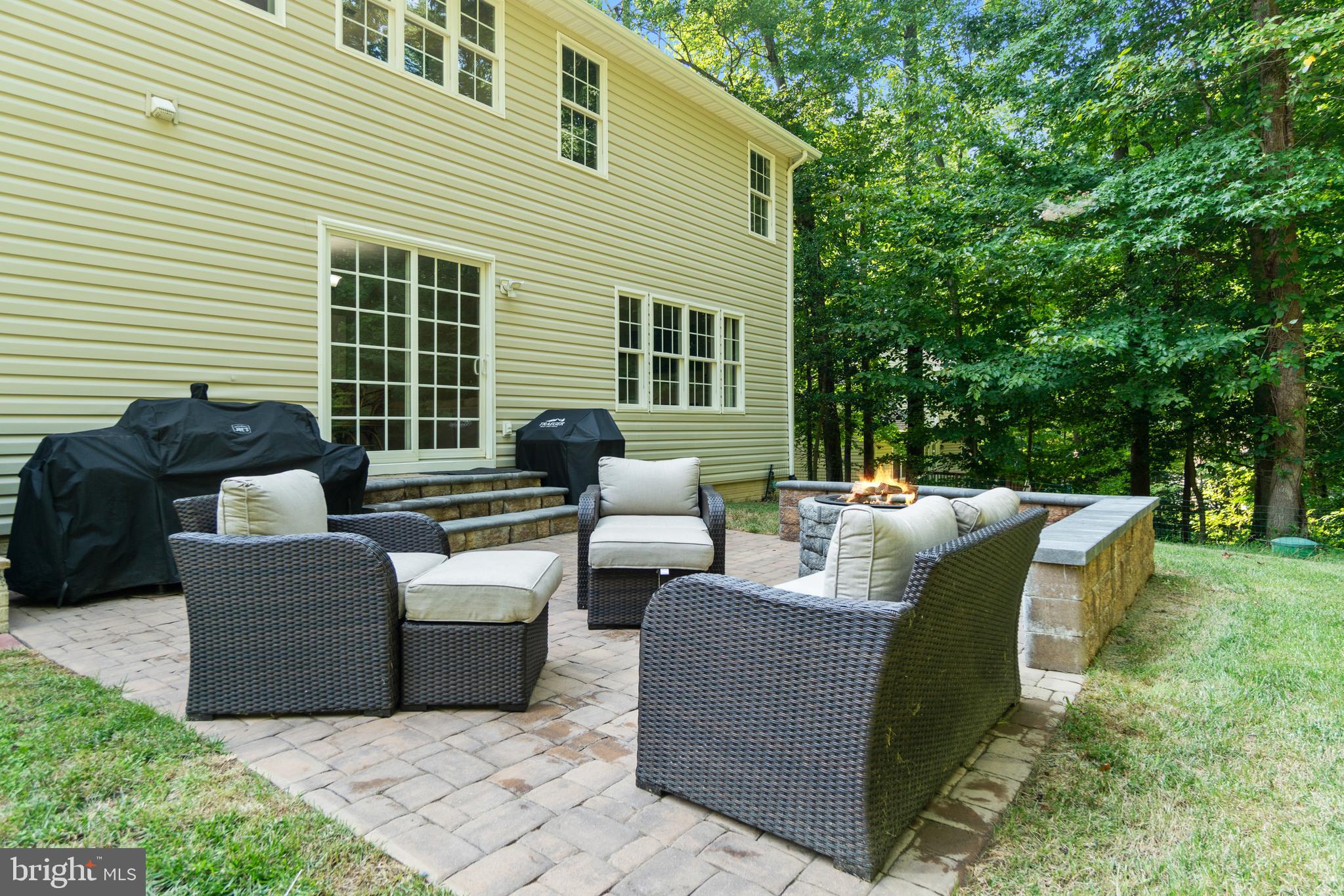 PRESIDENTIAL LAKES - Residential