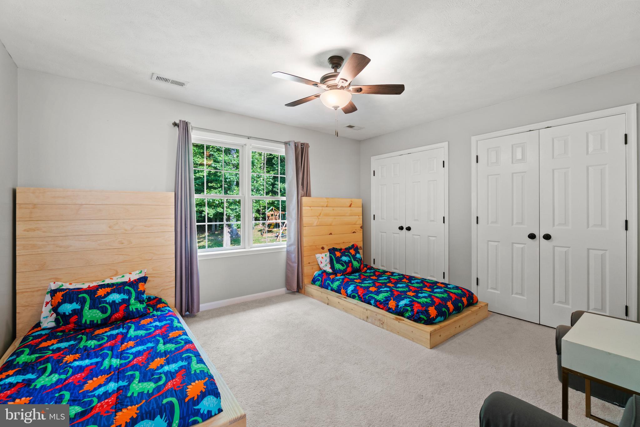 PRESIDENTIAL LAKES - Residential