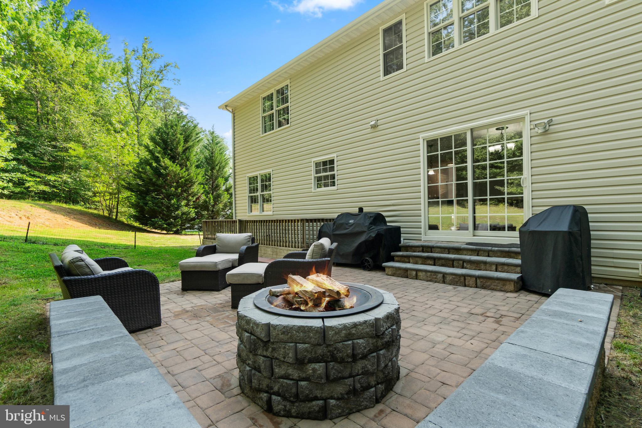 PRESIDENTIAL LAKES - Residential