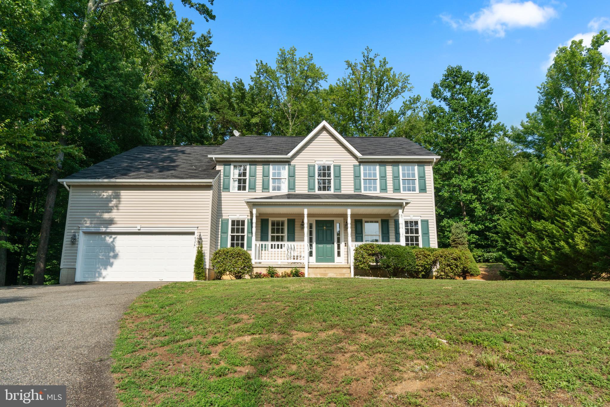 PRESIDENTIAL LAKES - Residential