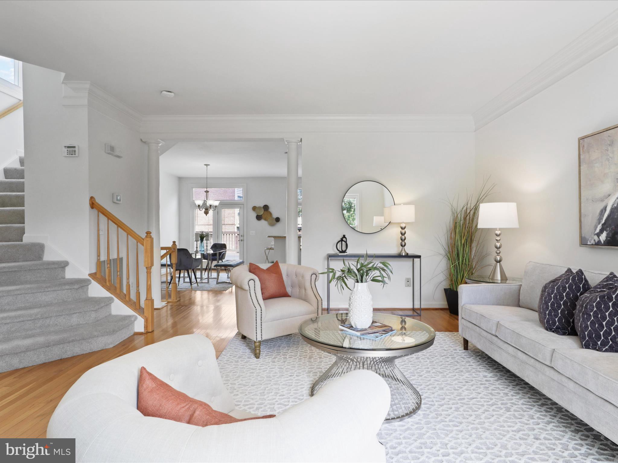 SOUTH RIDING - Residential