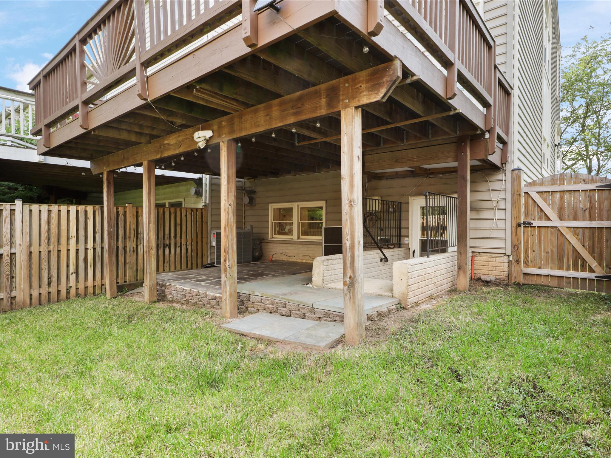 SOUTH RIDING - Residential