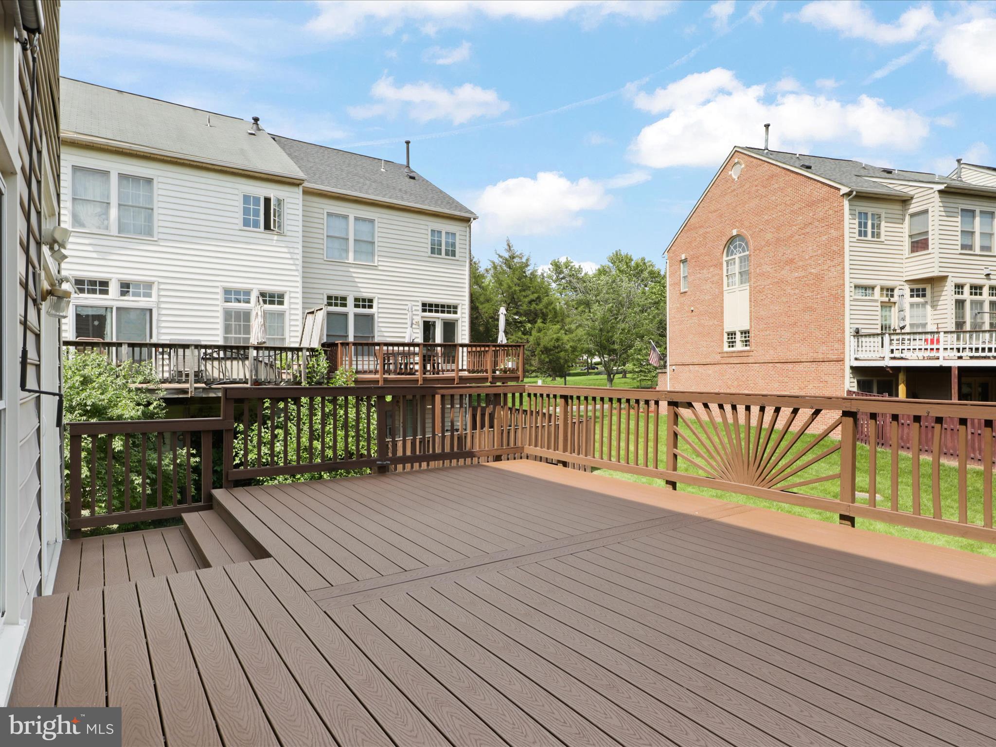 SOUTH RIDING - Residential