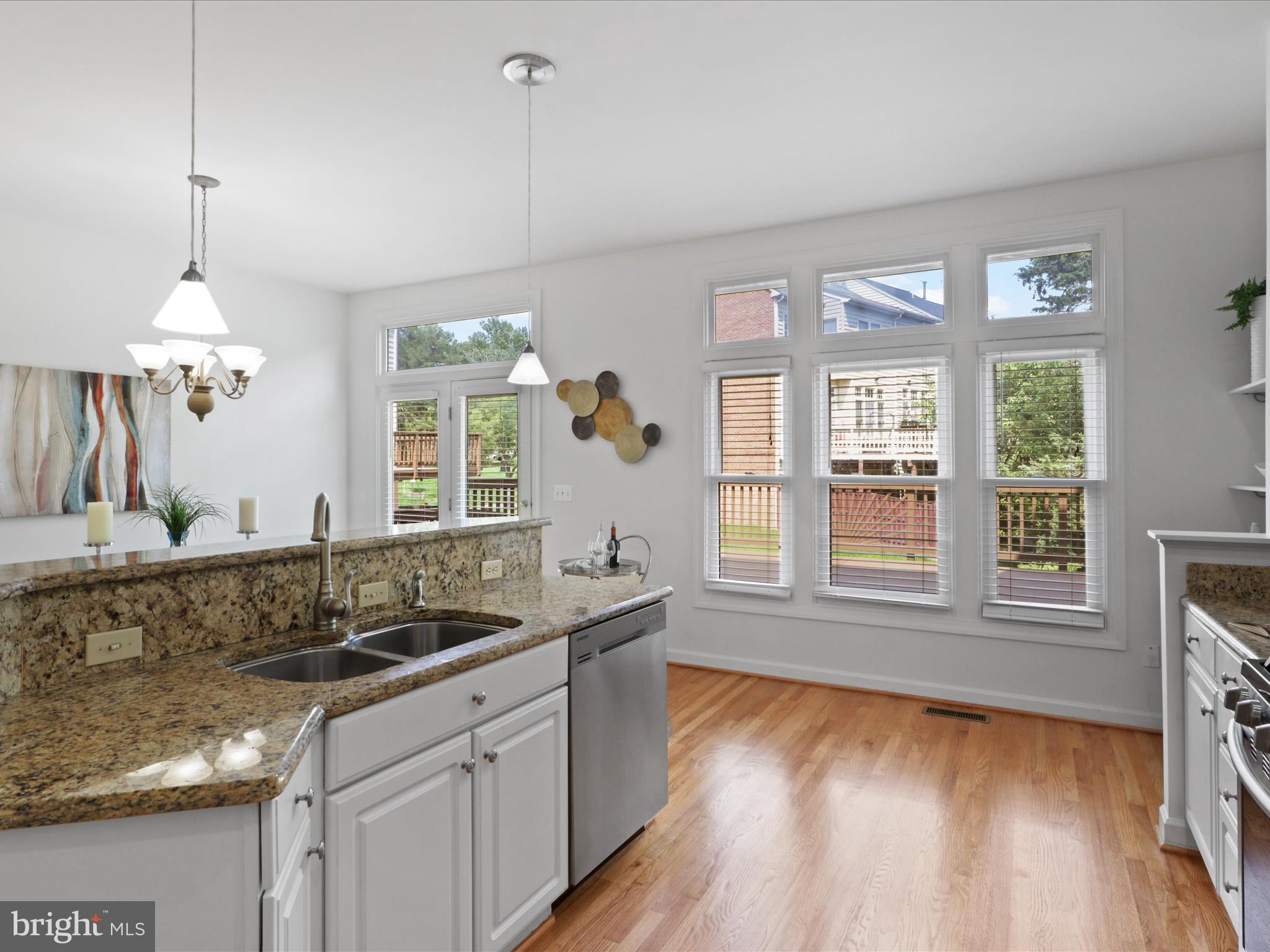 SOUTH RIDING - Residential