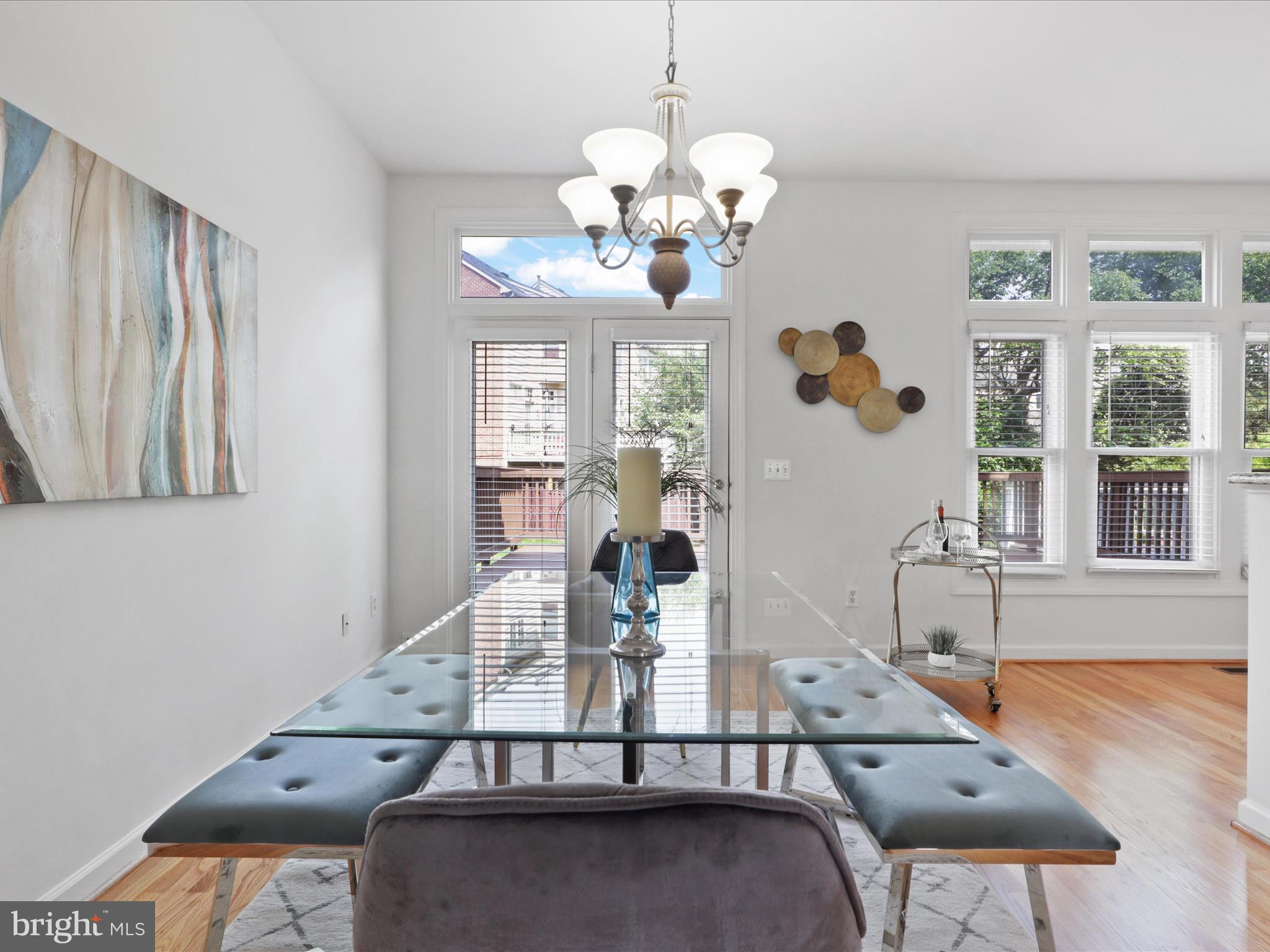 SOUTH RIDING - Residential