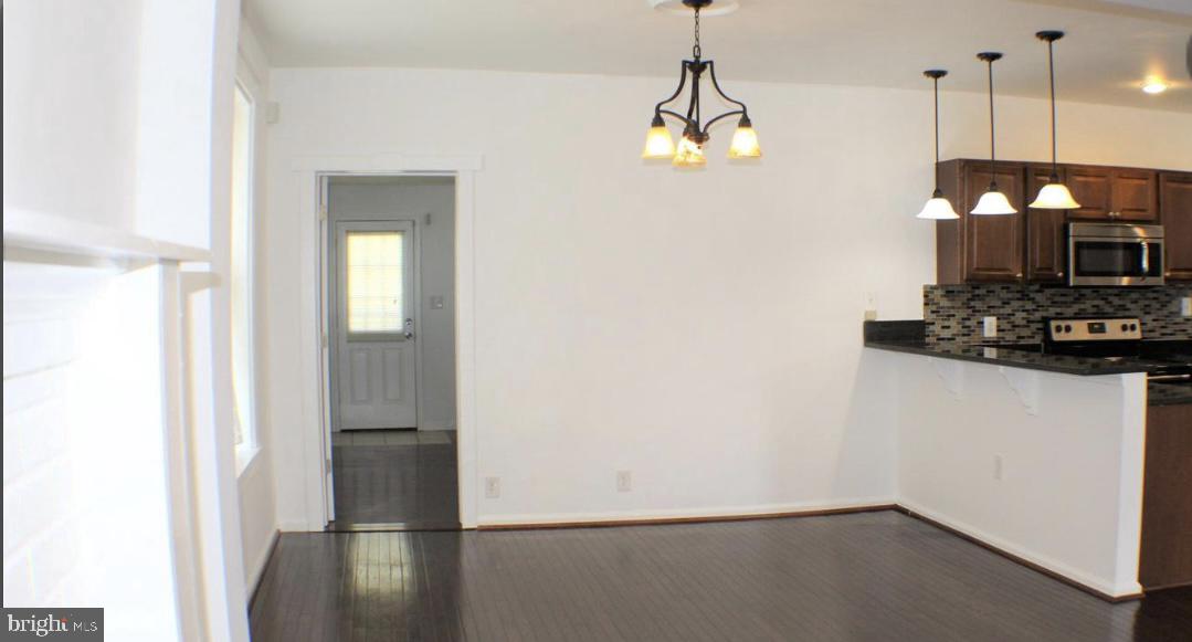 BROAD ACRES - Residential Lease