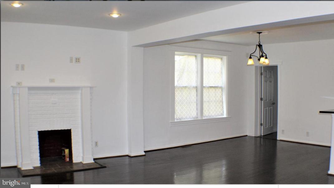 BROAD ACRES - Residential Lease