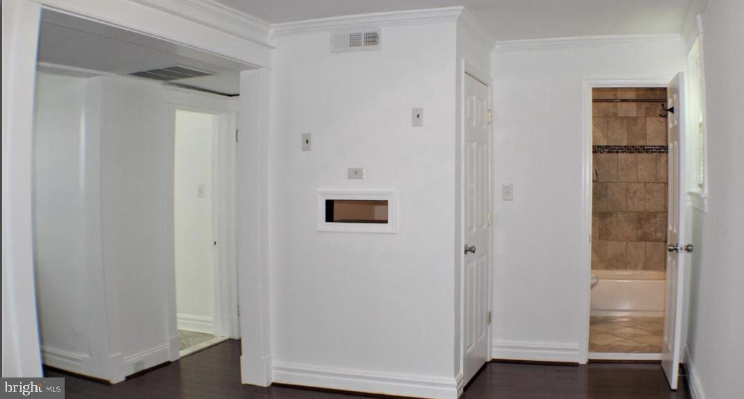 BROAD ACRES - Residential Lease