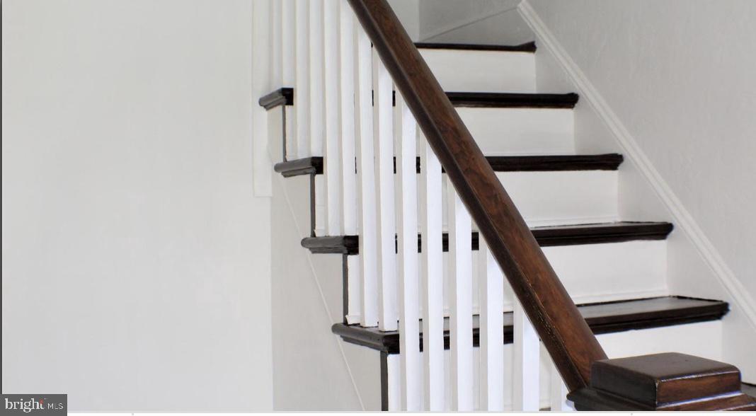 BROAD ACRES - Residential Lease