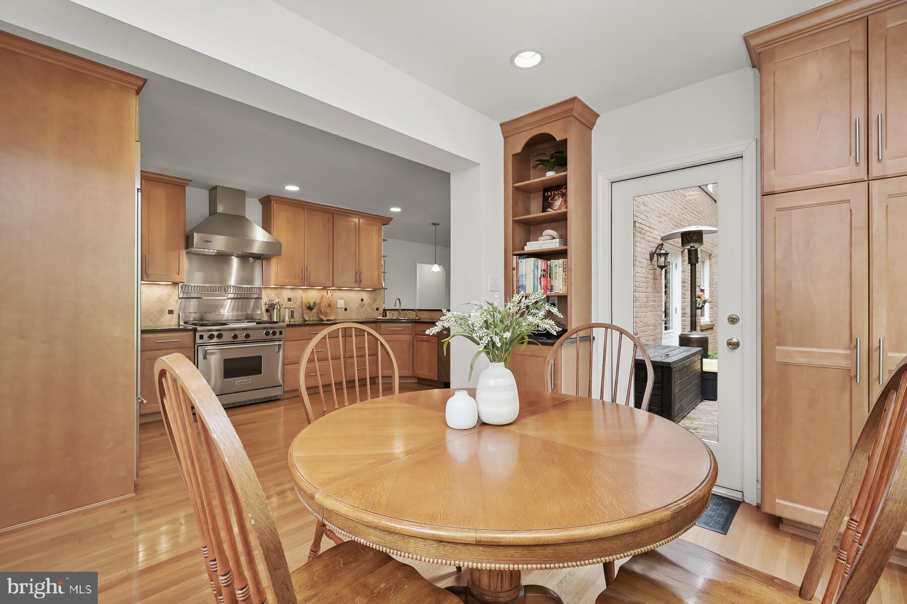 RIVER FALLS - Residential