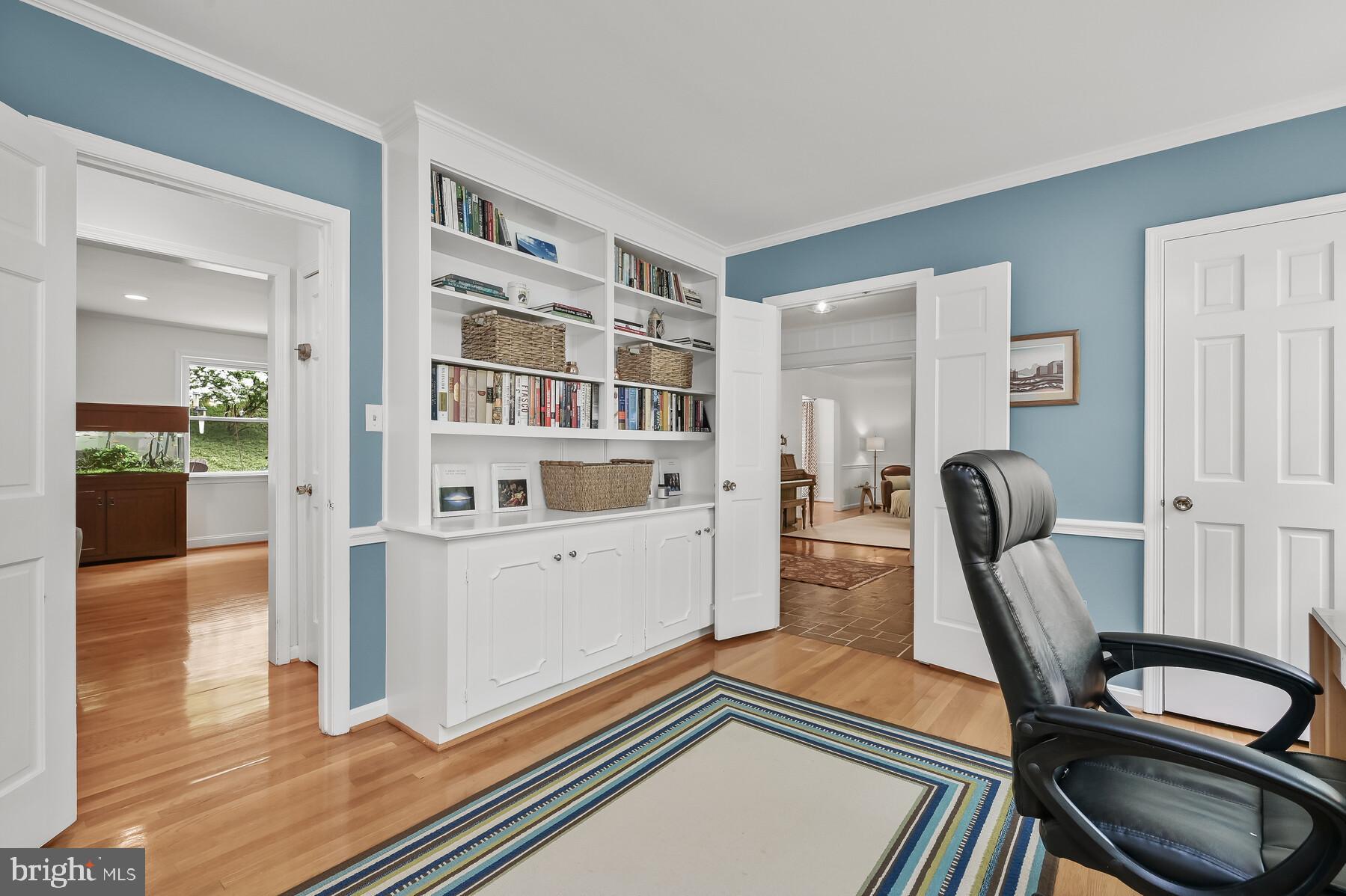 RIVER FALLS - Residential