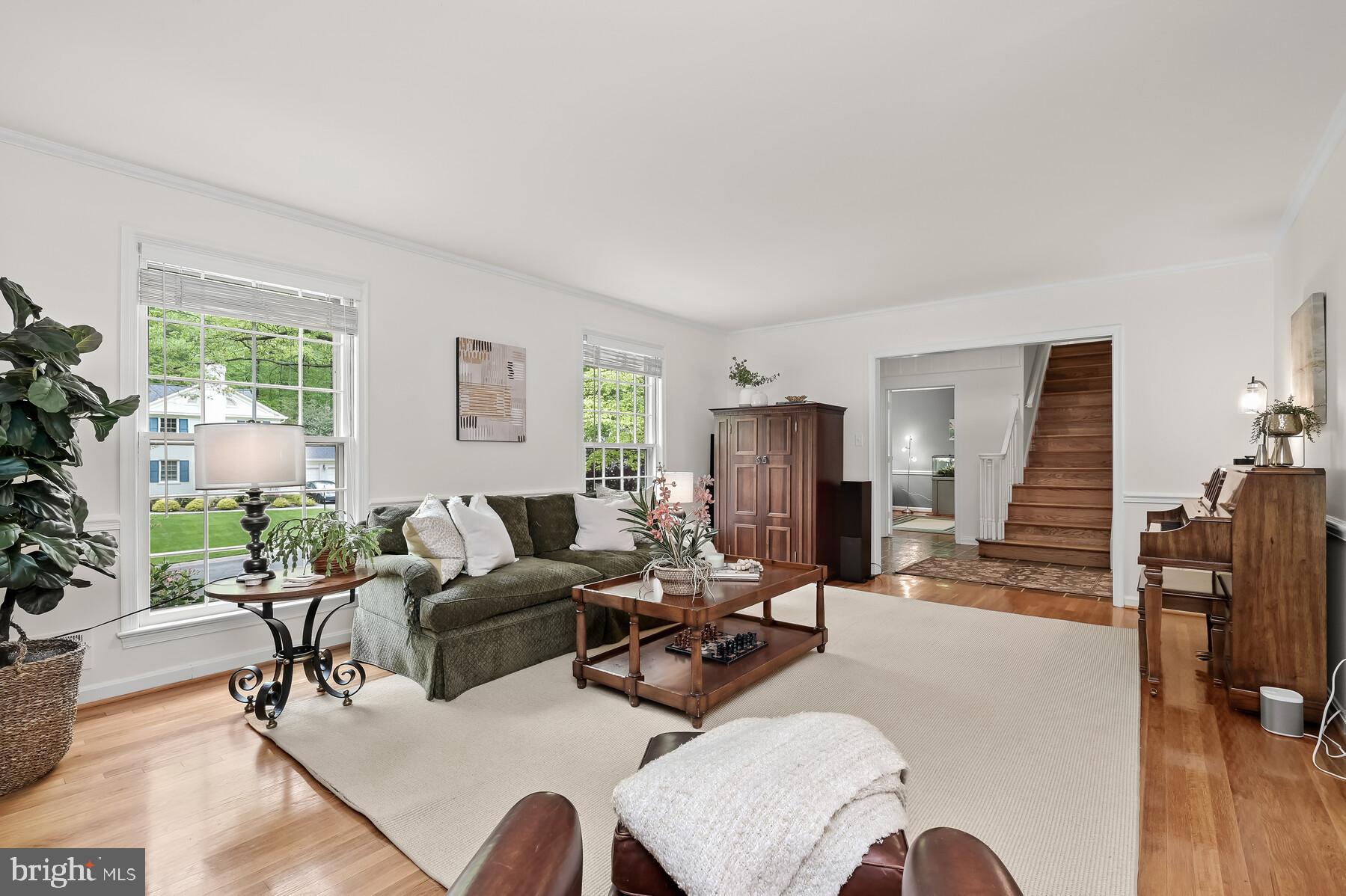 RIVER FALLS - Residential