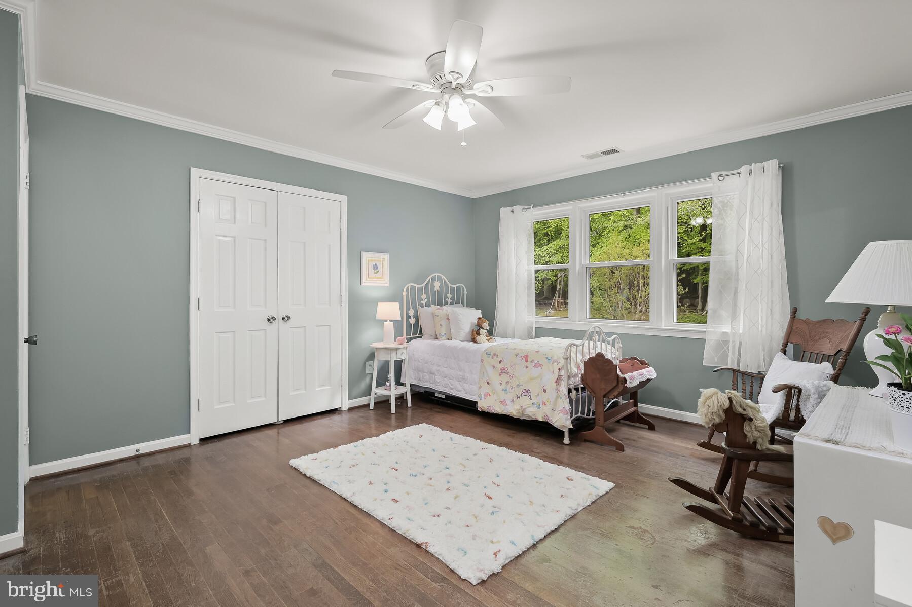 RIVER FALLS - Residential