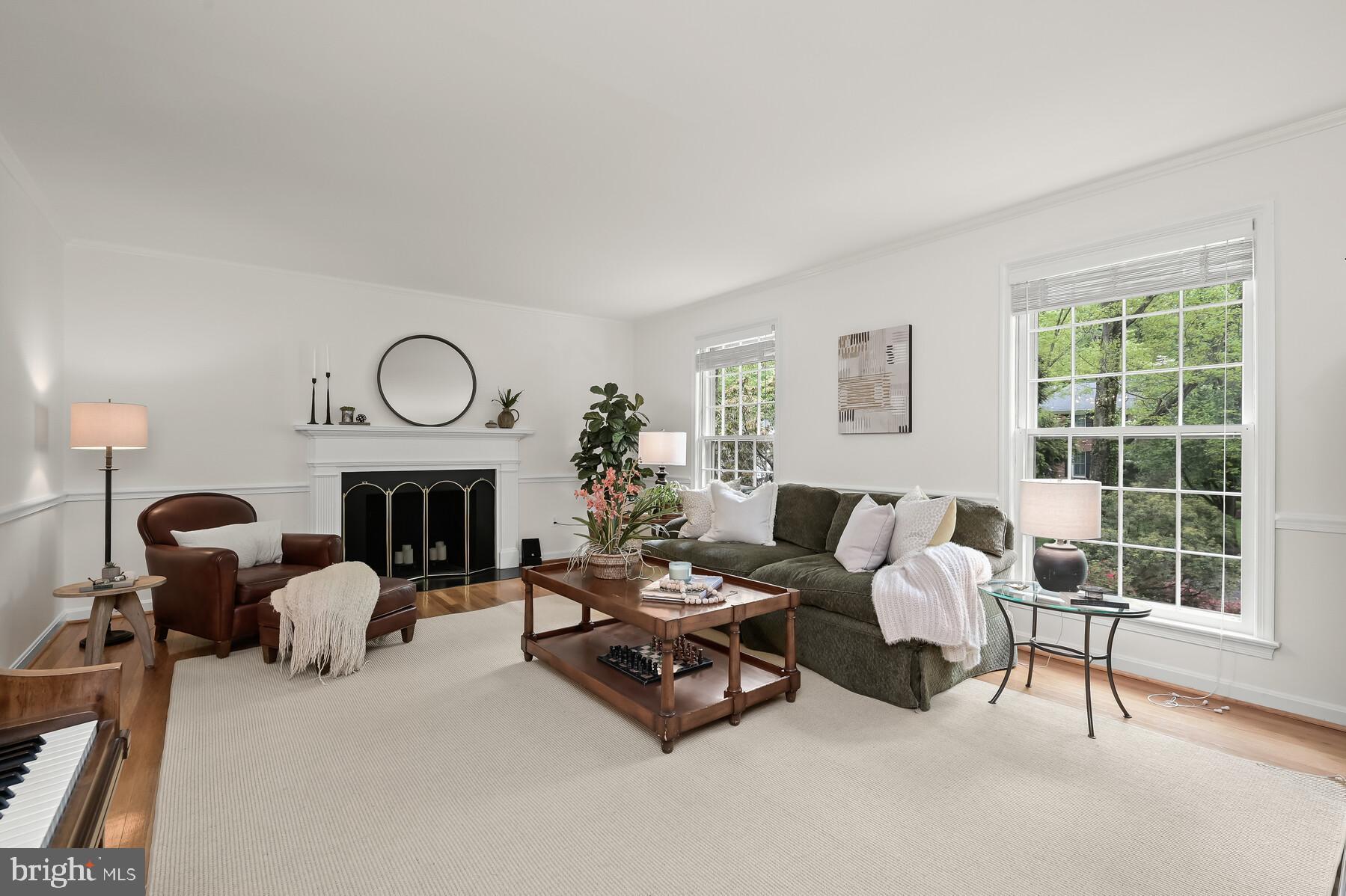 RIVER FALLS - Residential