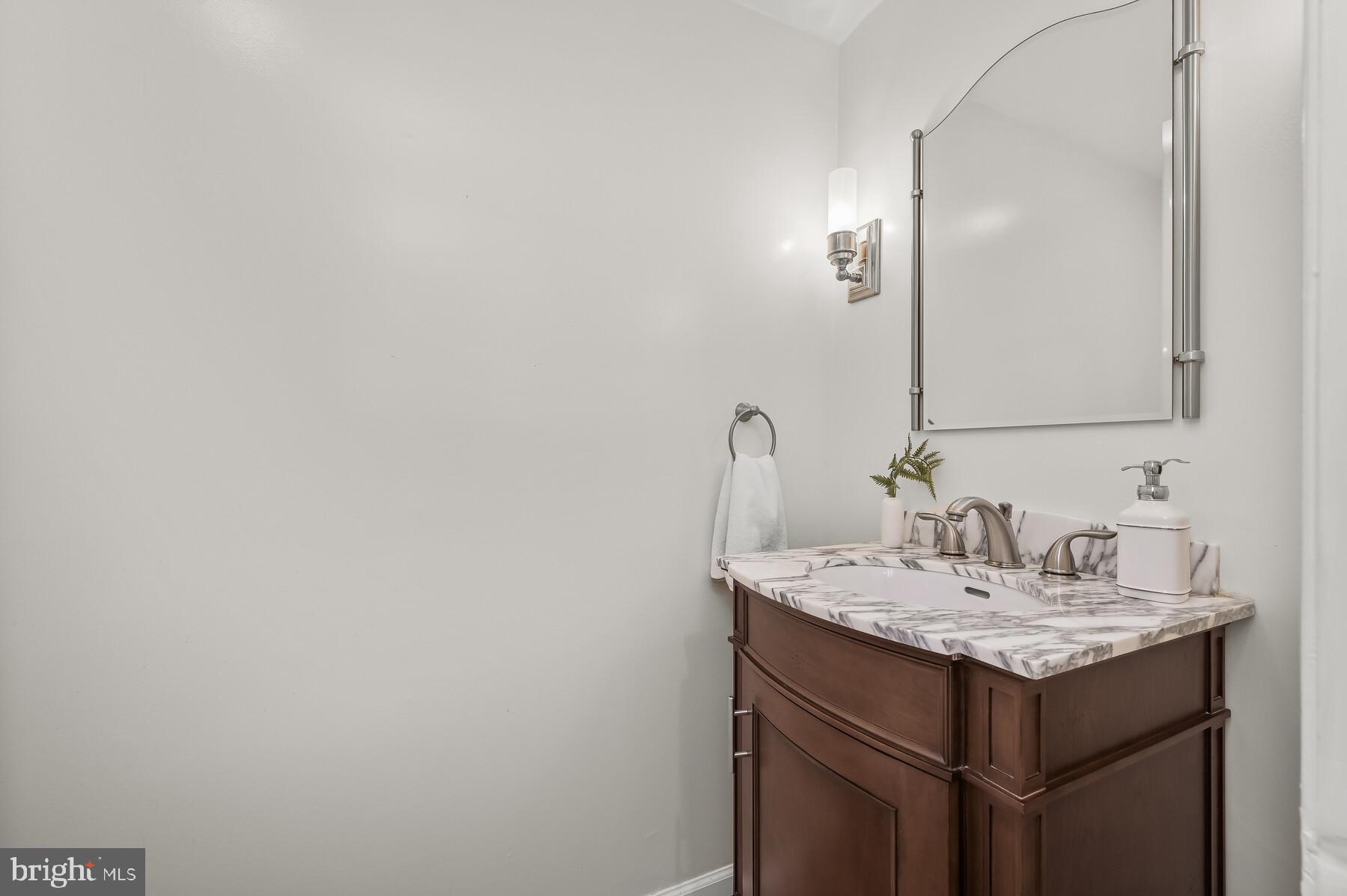 RIVER FALLS - Residential