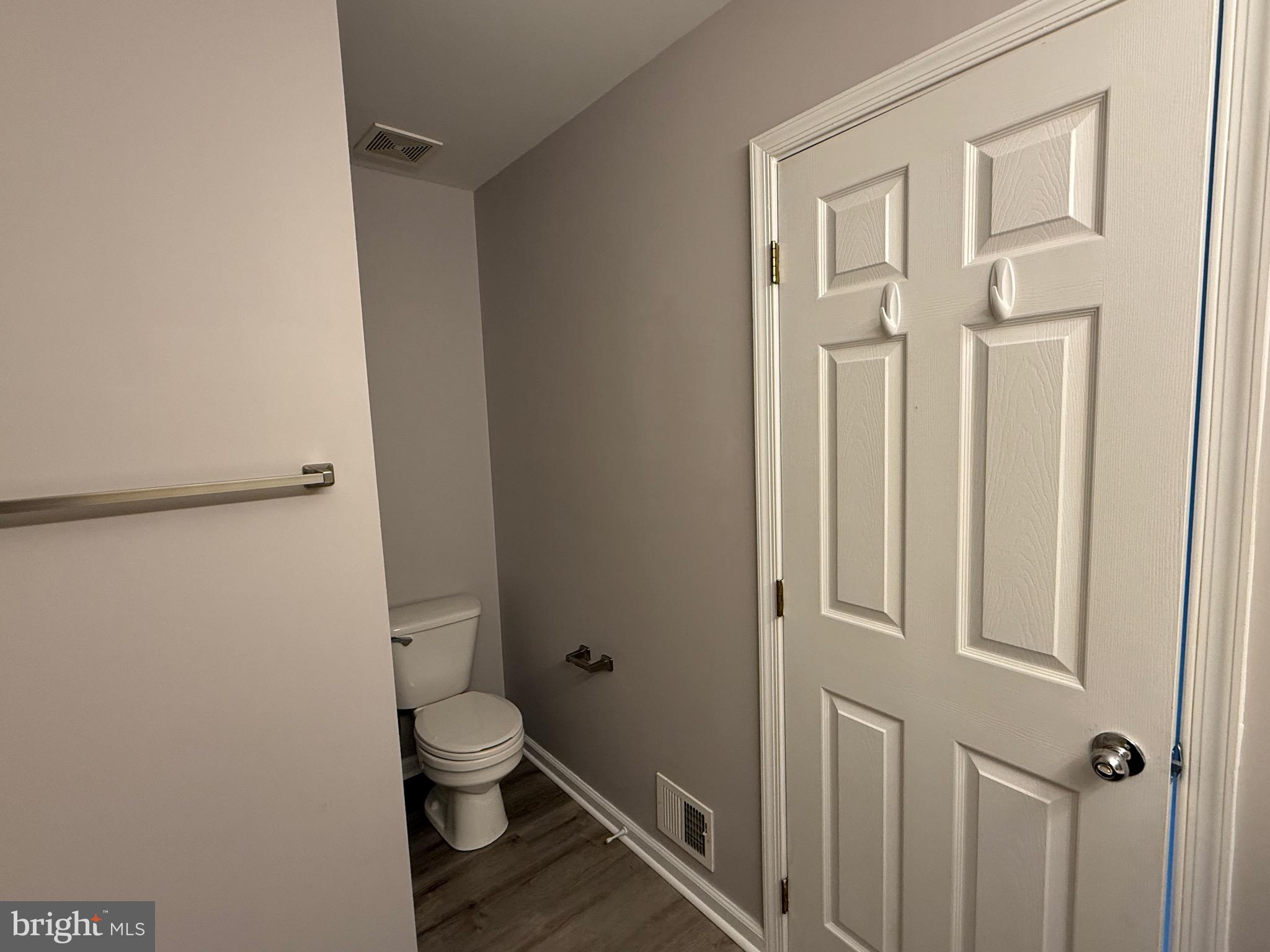 PINEY ORCHARD - Residential Lease