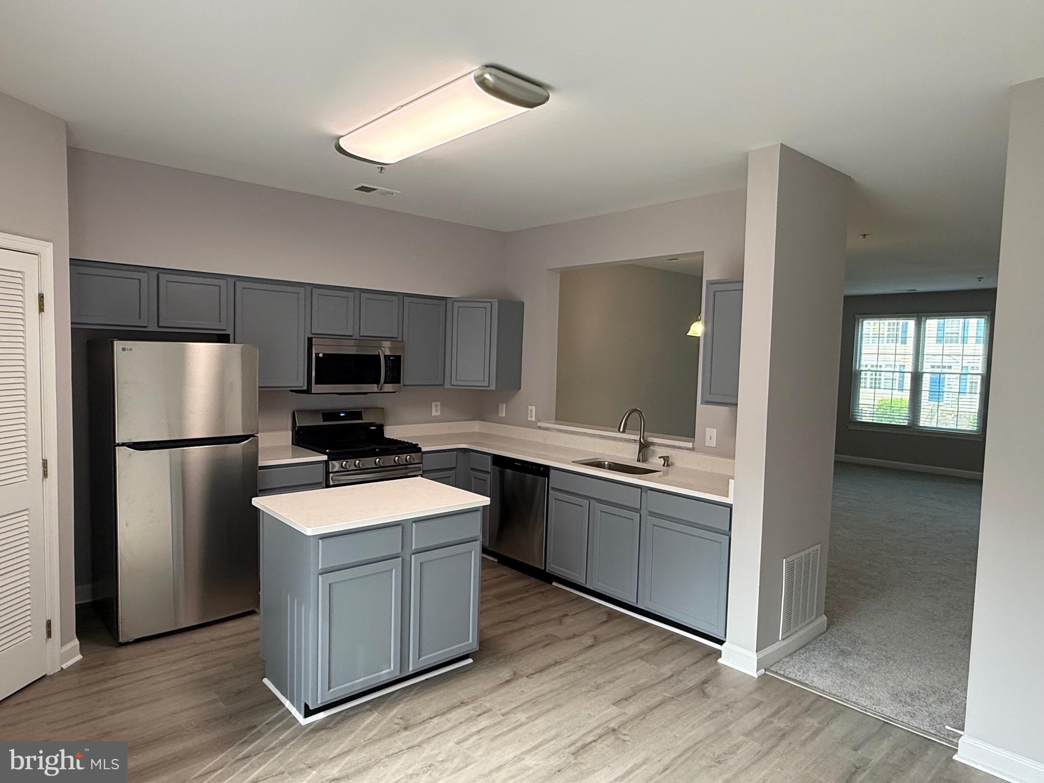 PINEY ORCHARD - Residential Lease