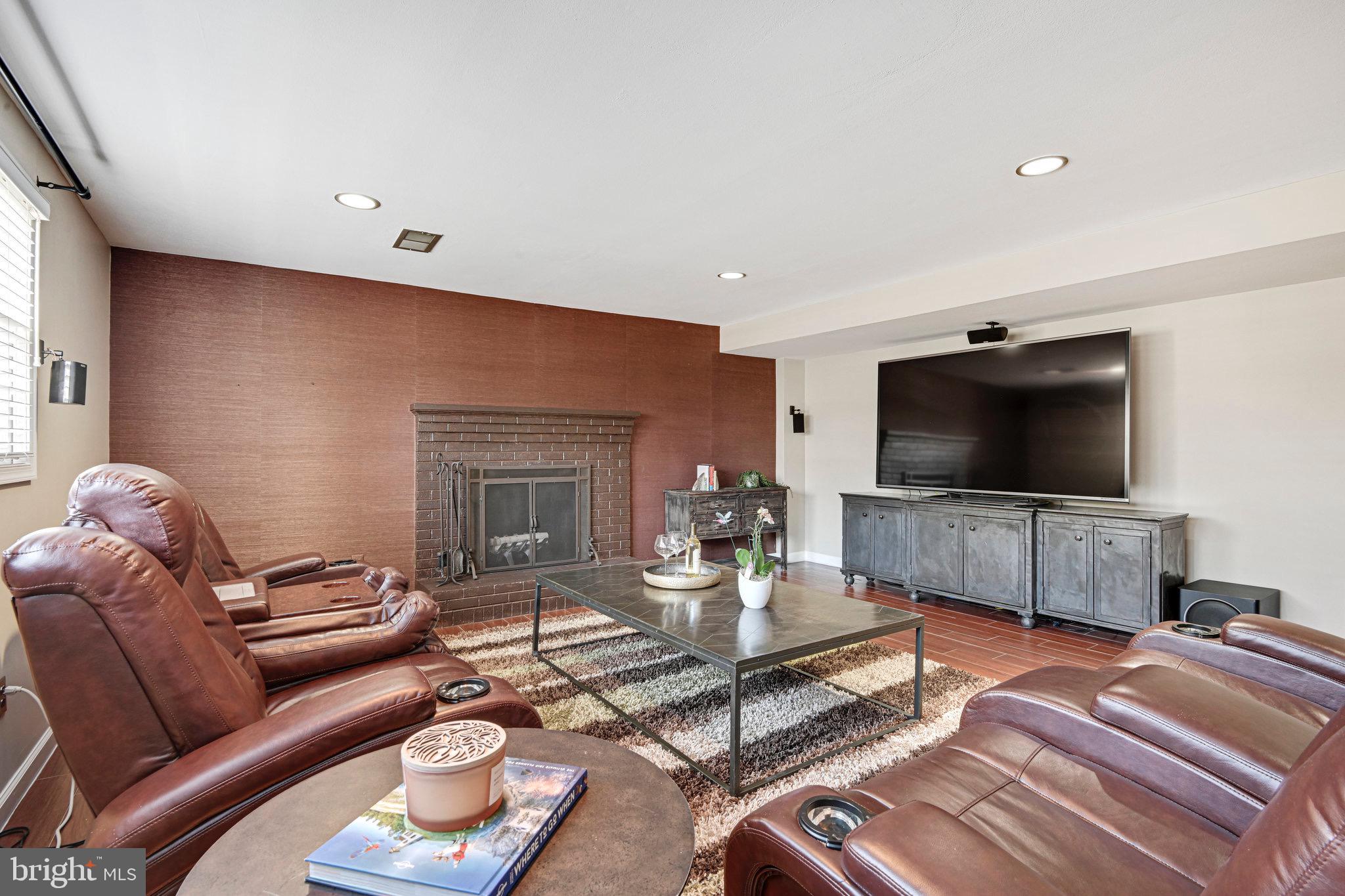 POTOMAC HILLS - Residential