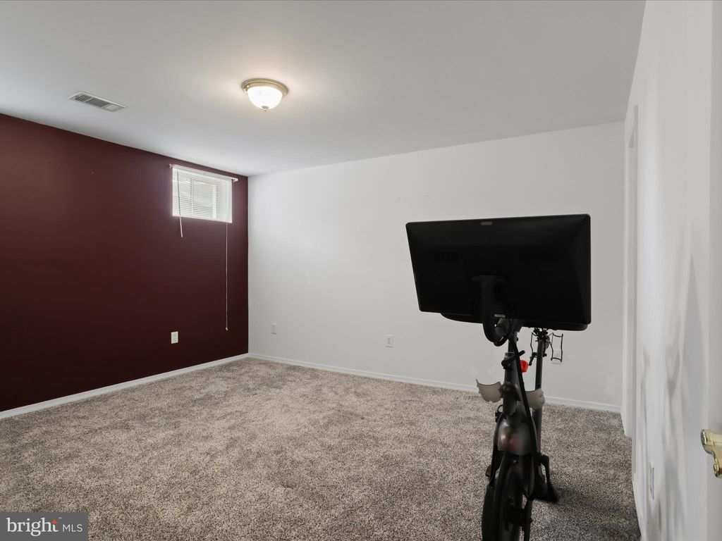 listing image 41