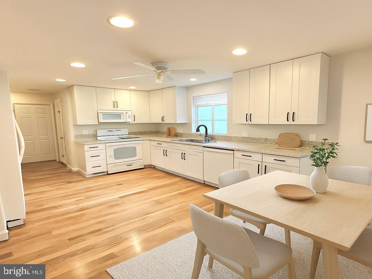 CLAYBORNE WOODS - Residential