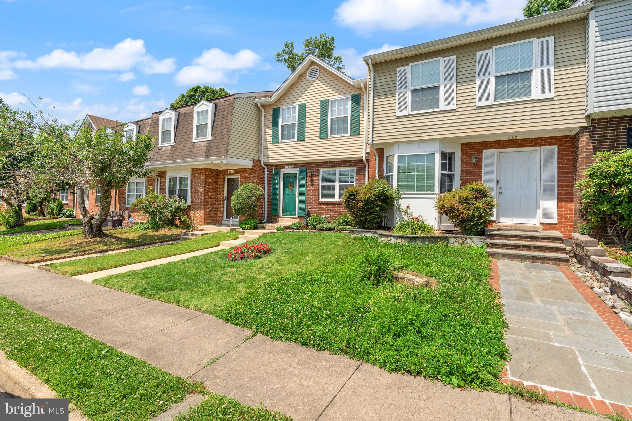 3523 CASTLE HILL DRIVE