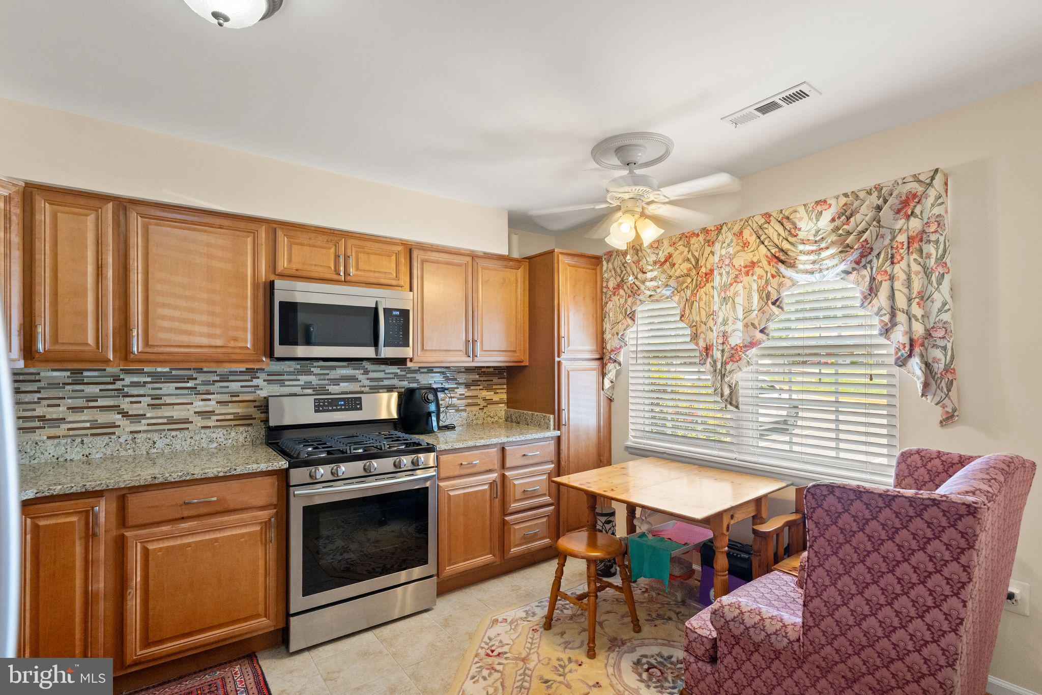 3523 CASTLE HILL DRIVE