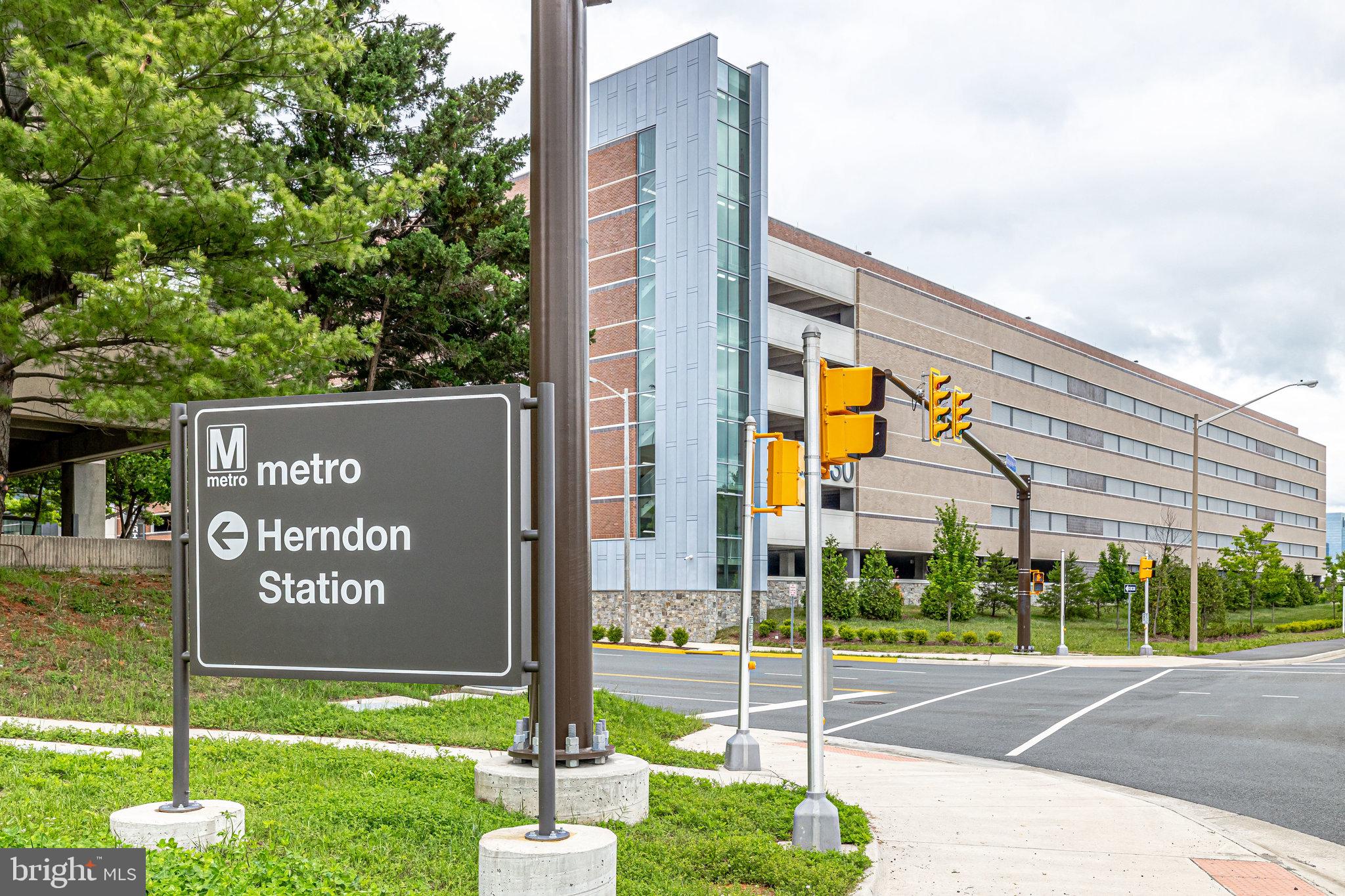 POLO FIELDS - Residential