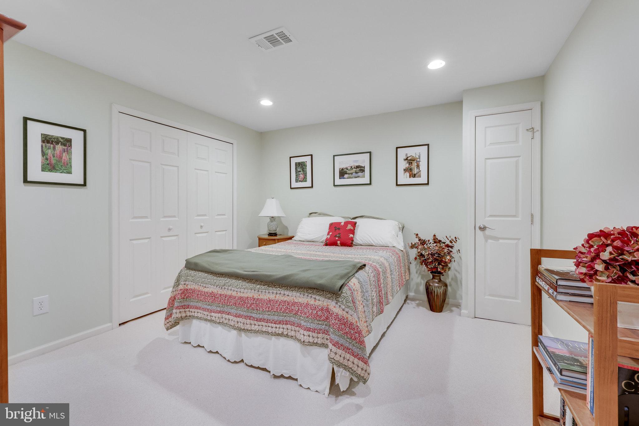 POLO FIELDS - Residential