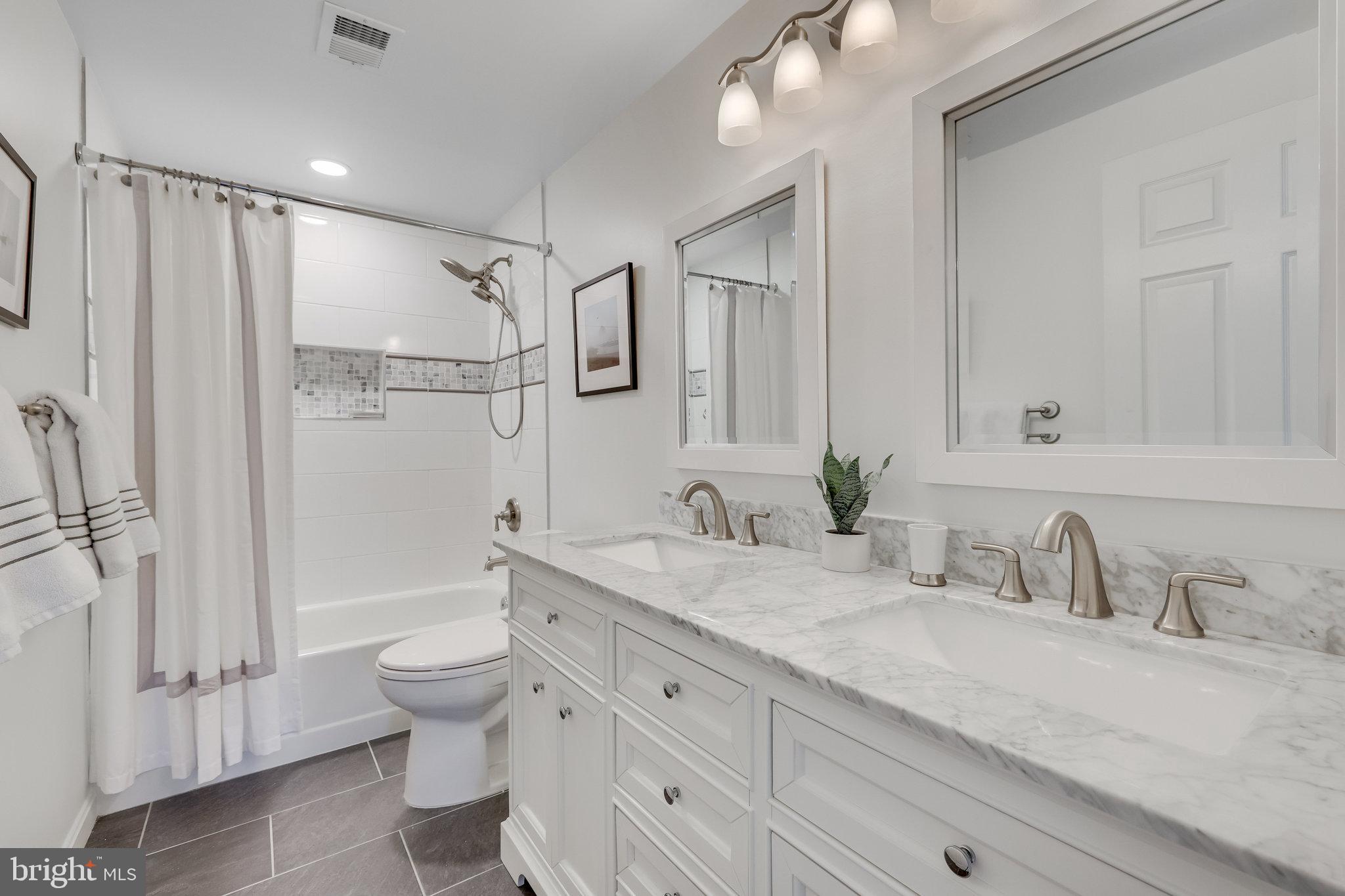 POLO FIELDS - Residential