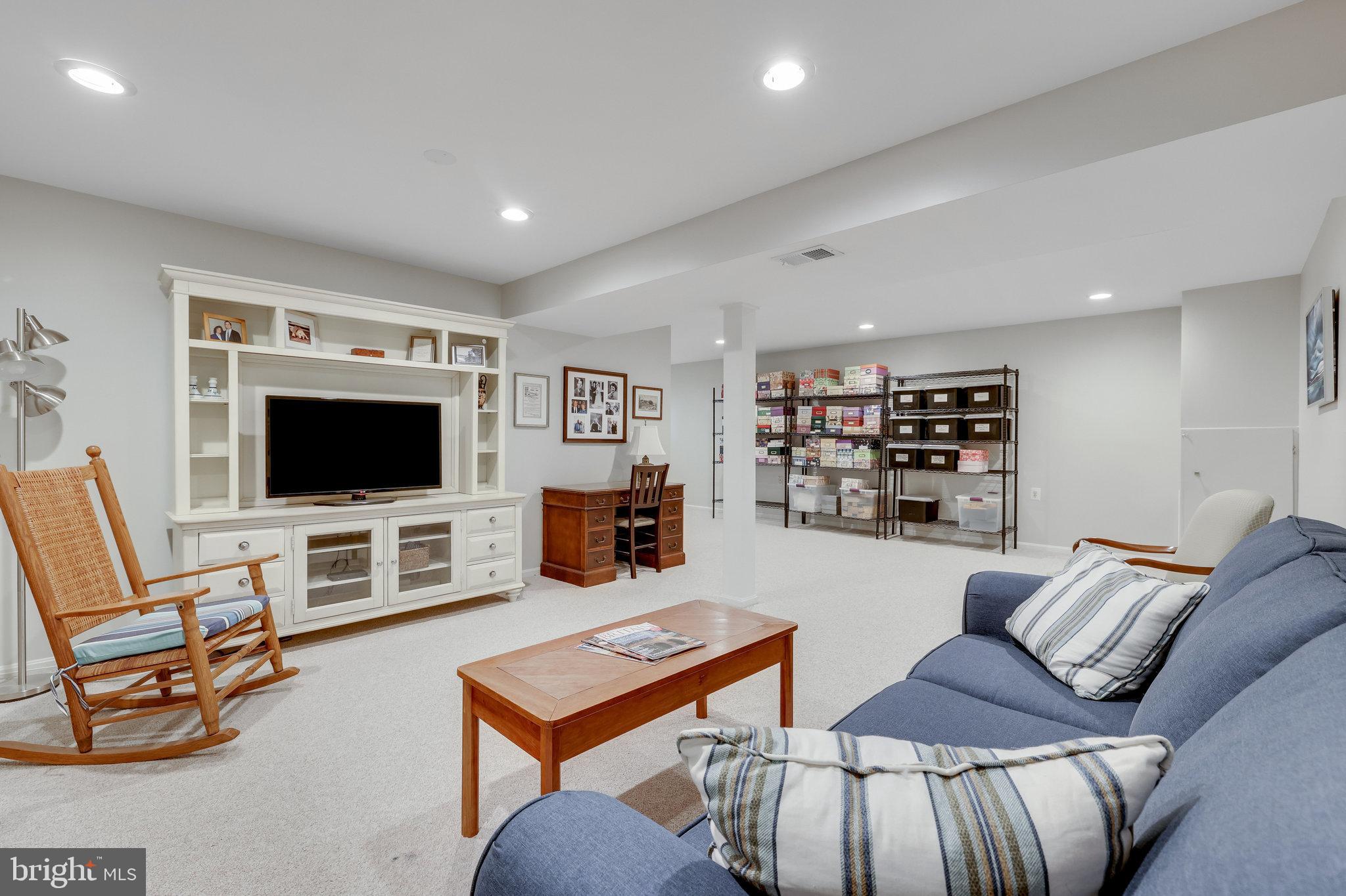 POLO FIELDS - Residential