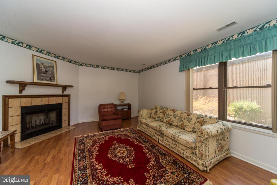 CROSSGATES - Residential