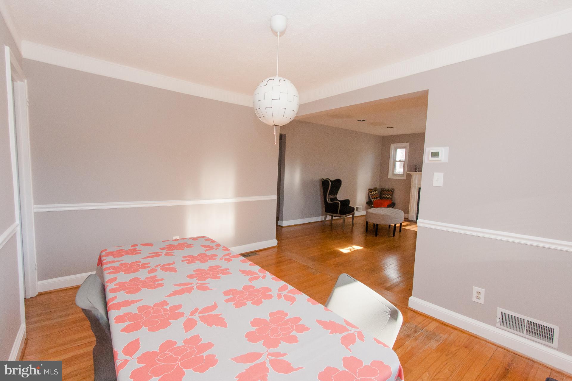 WHEATON CREST - Residential