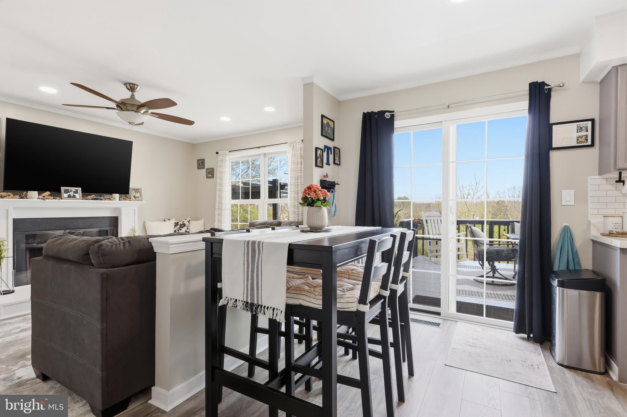 CHARLESTOWNE - Residential