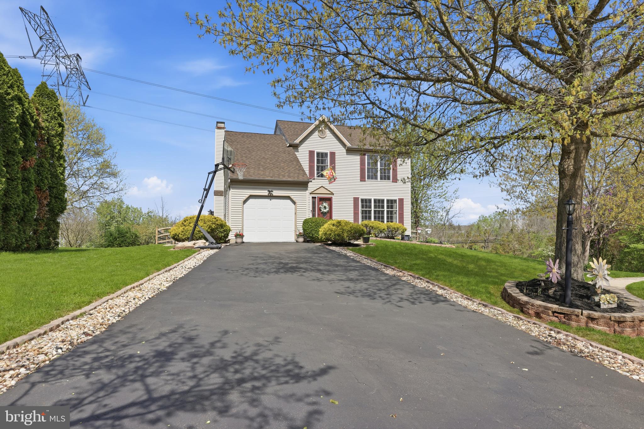 CHARLESTOWNE - Residential