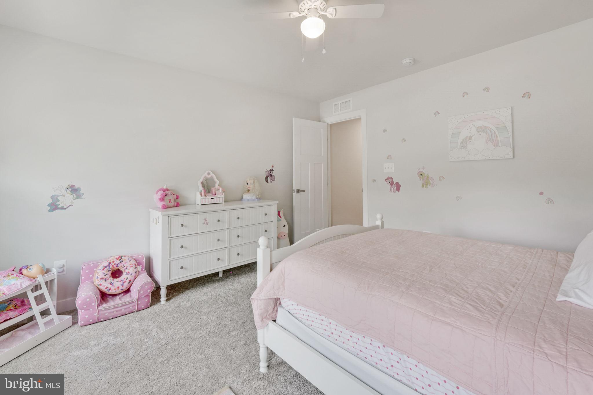 WARRENTON CHASE - Residential