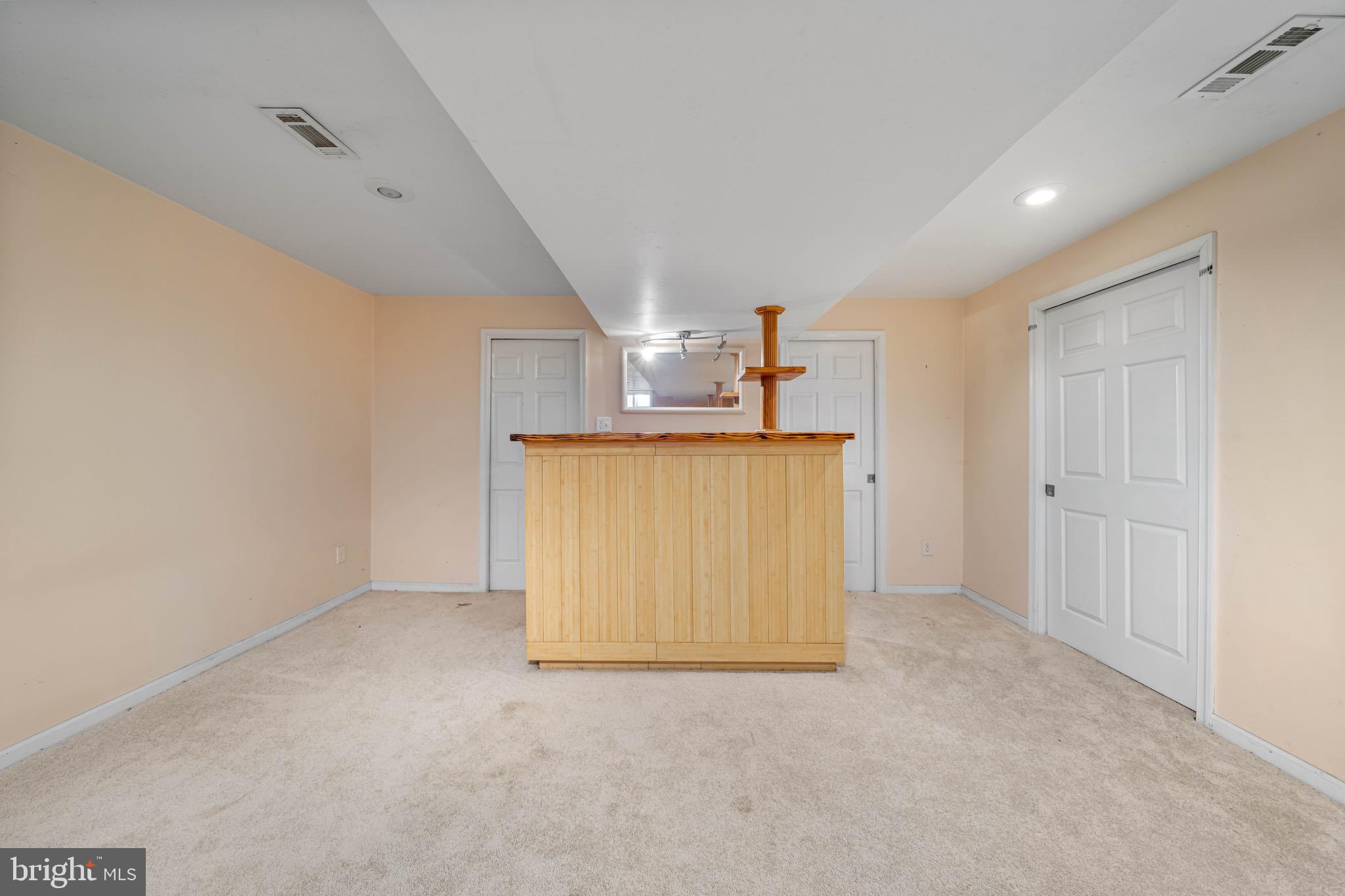 SPRINGFIELDS - Residential