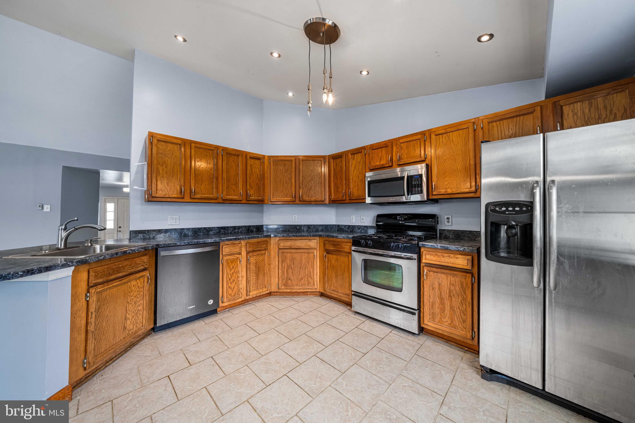 SPRINGFIELDS - Residential